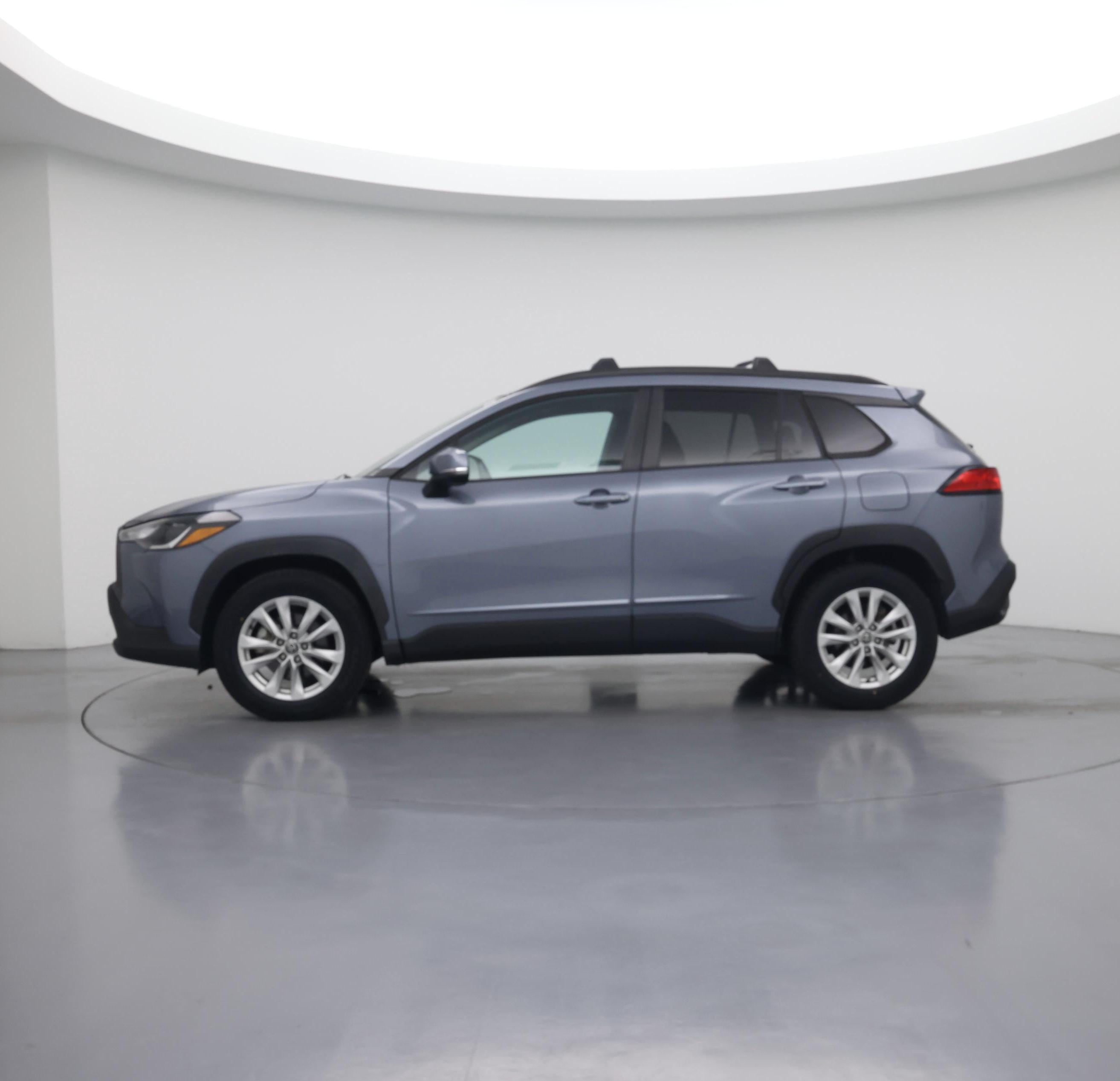 Thumbnail: 2022 Toyota Corolla Cross - 3