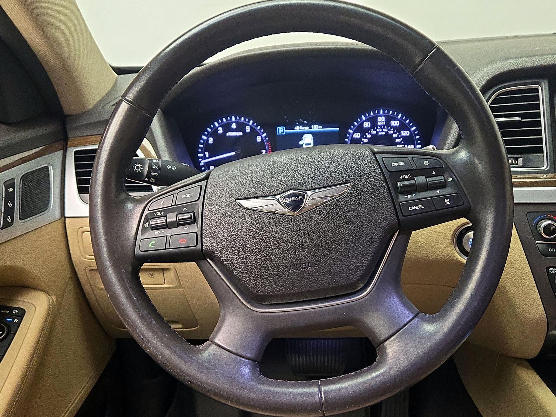 Thumbnail: 2018 Genesis G80 - 10