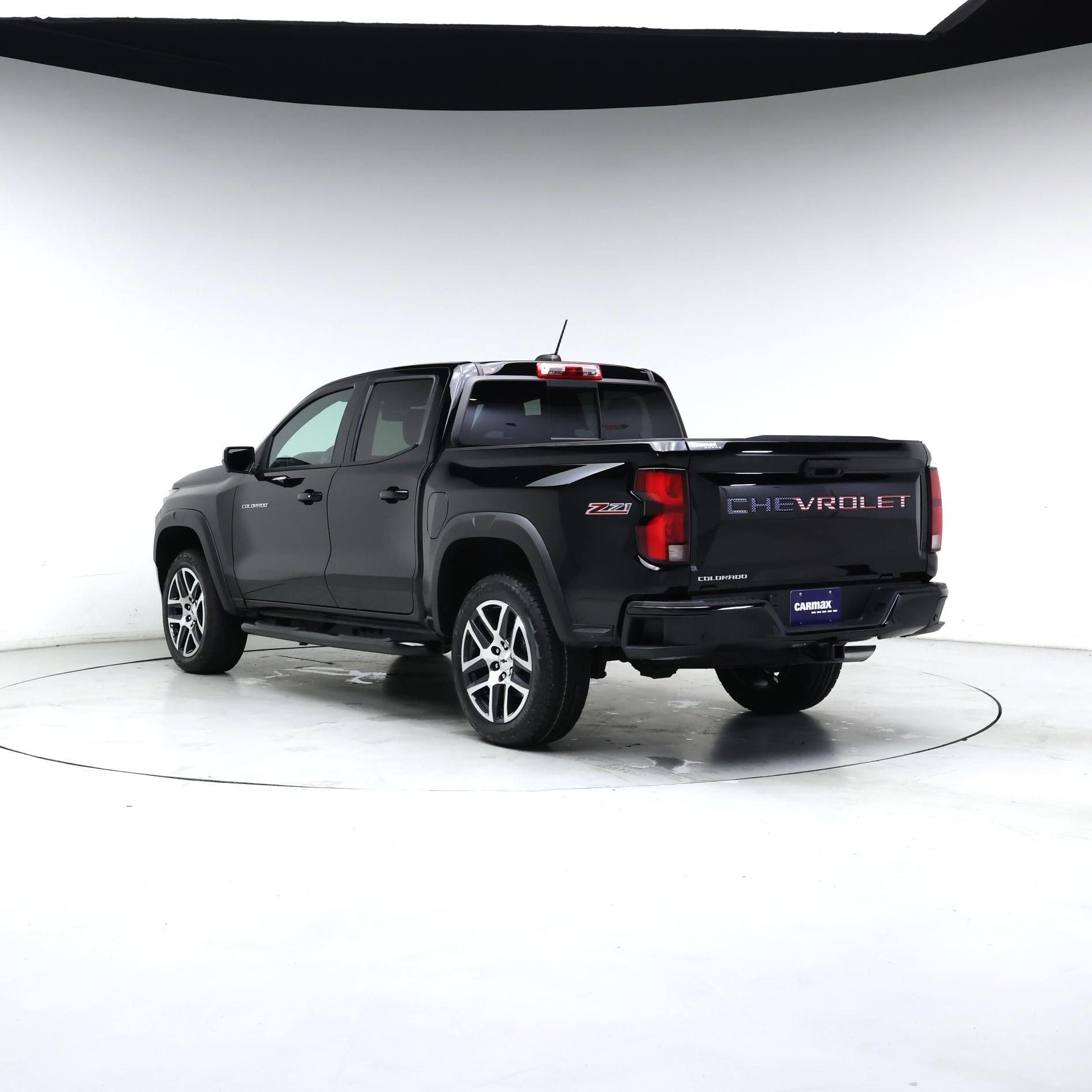Thumbnail: 2024 Chevrolet Colorado - 2