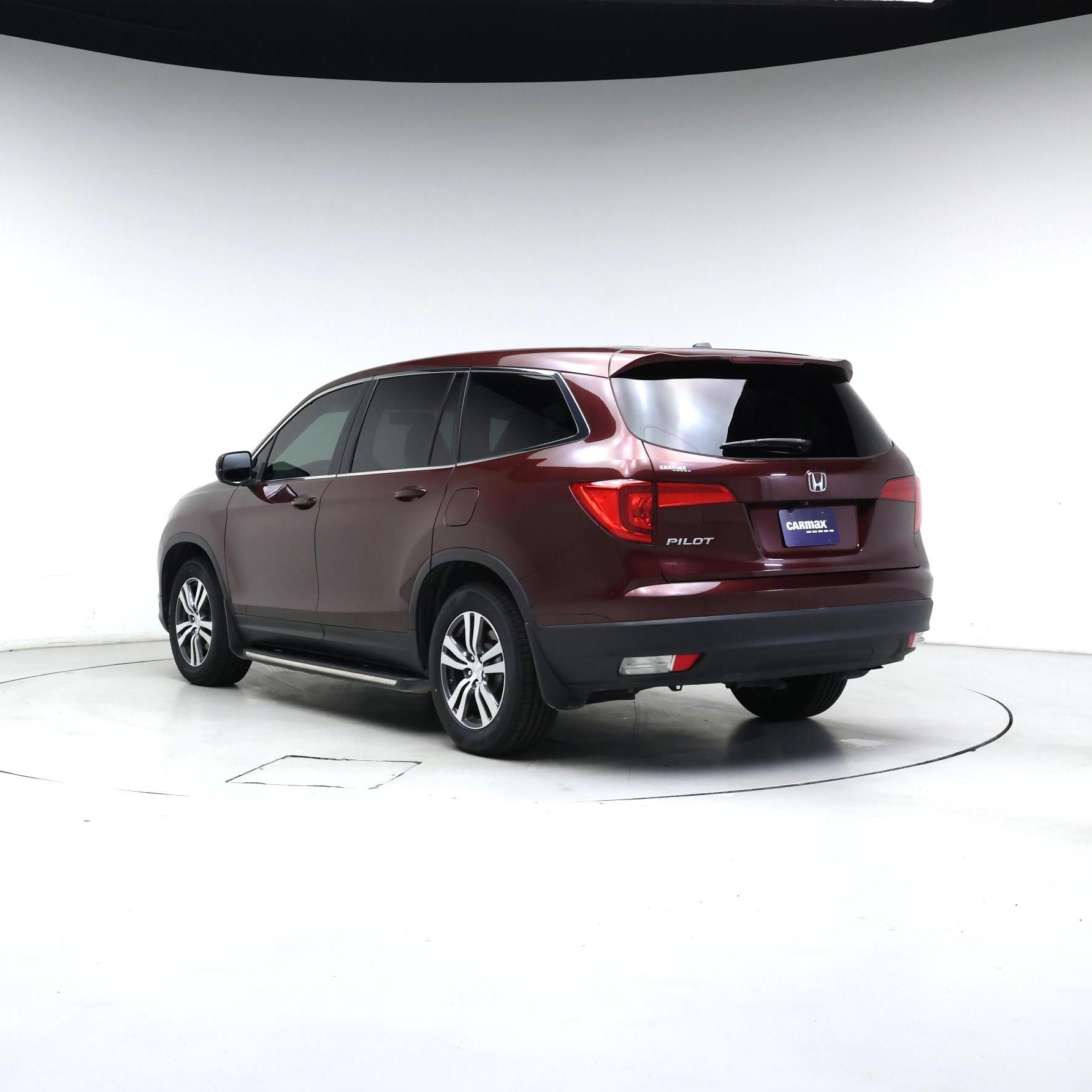 Thumbnail: 2018 Honda Pilot - 2