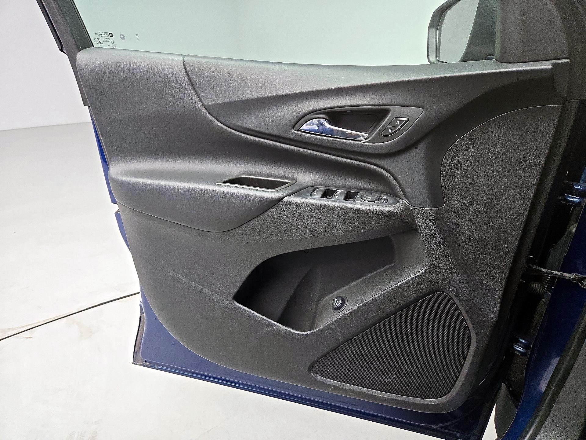 Thumbnail: 2019 Chevrolet Equinox - 12