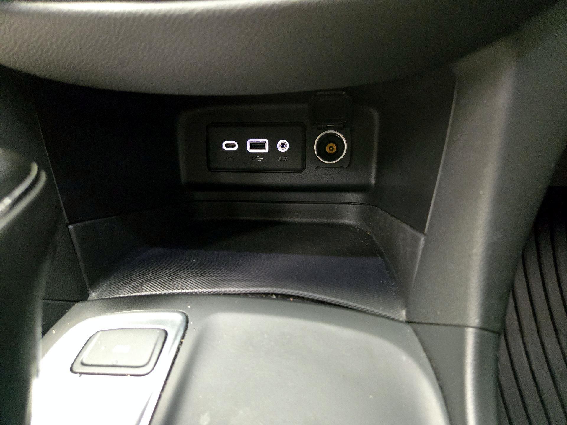 Thumbnail: 2019 Chevrolet Equinox - 18