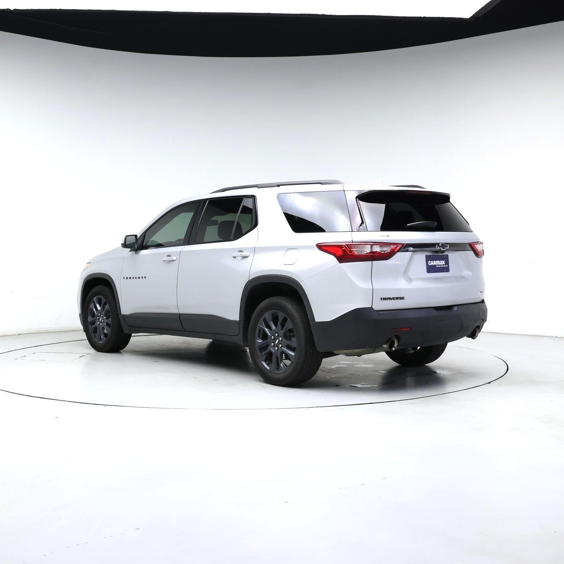 Thumbnail: 2021 Chevrolet Traverse - 2