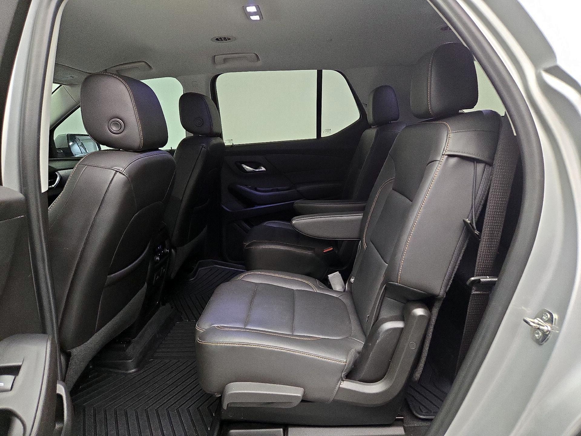 Thumbnail: 2021 Chevrolet Traverse - 20