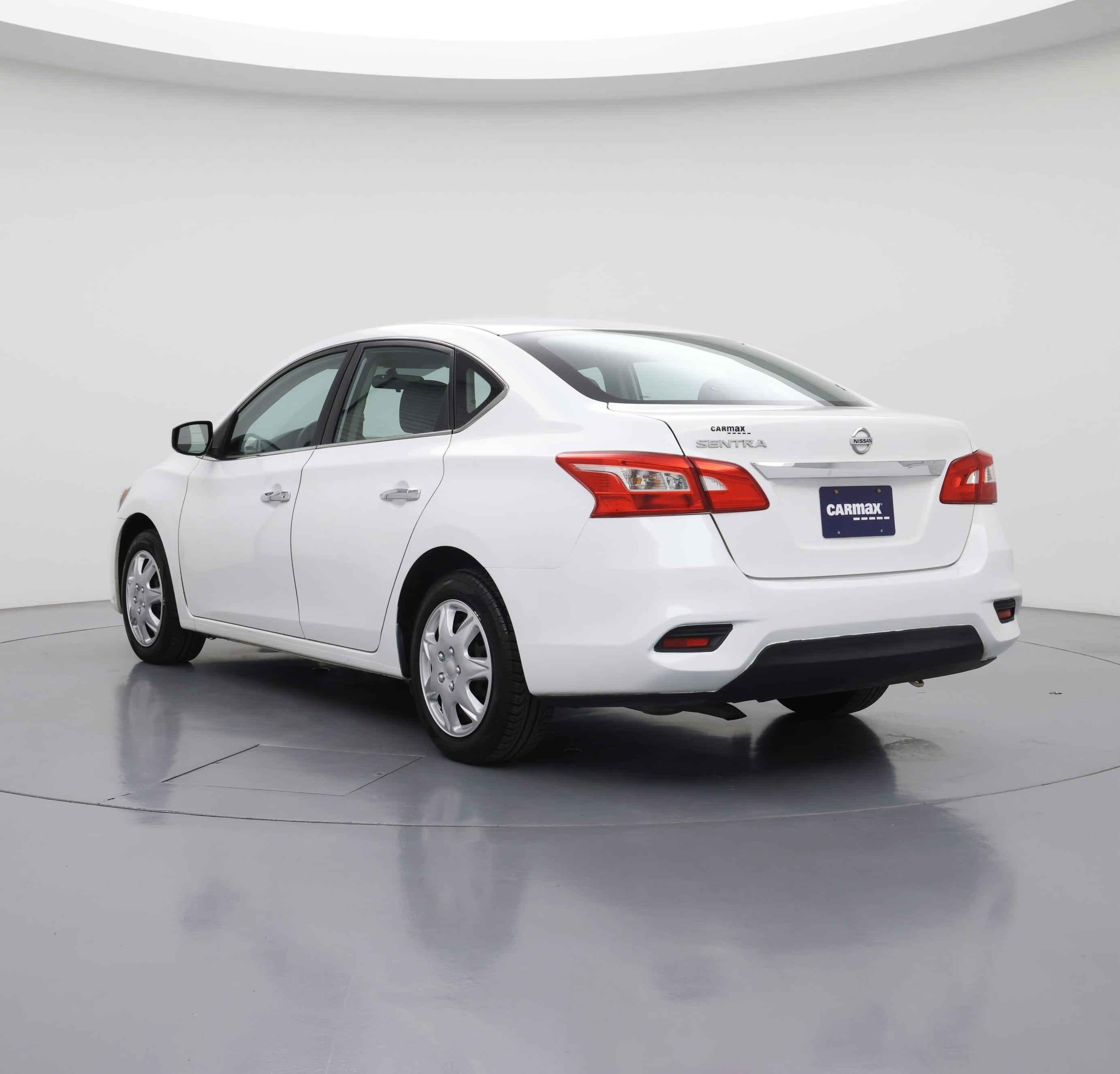 Thumbnail: 2016 Nissan Sentra - 2