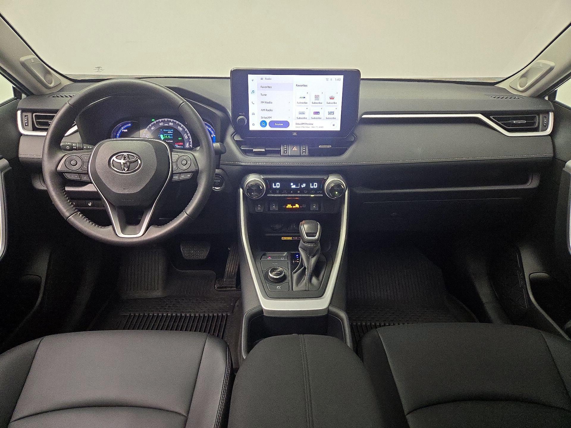 Thumbnail: 2025 Toyota RAV4 - 9