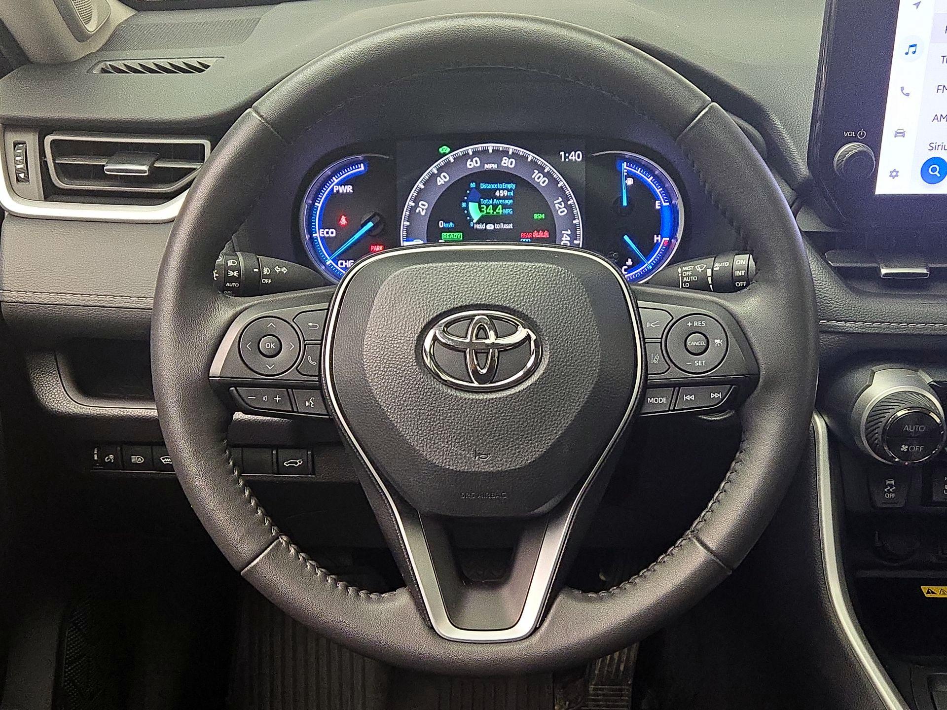 Thumbnail: 2025 Toyota RAV4 - 10
