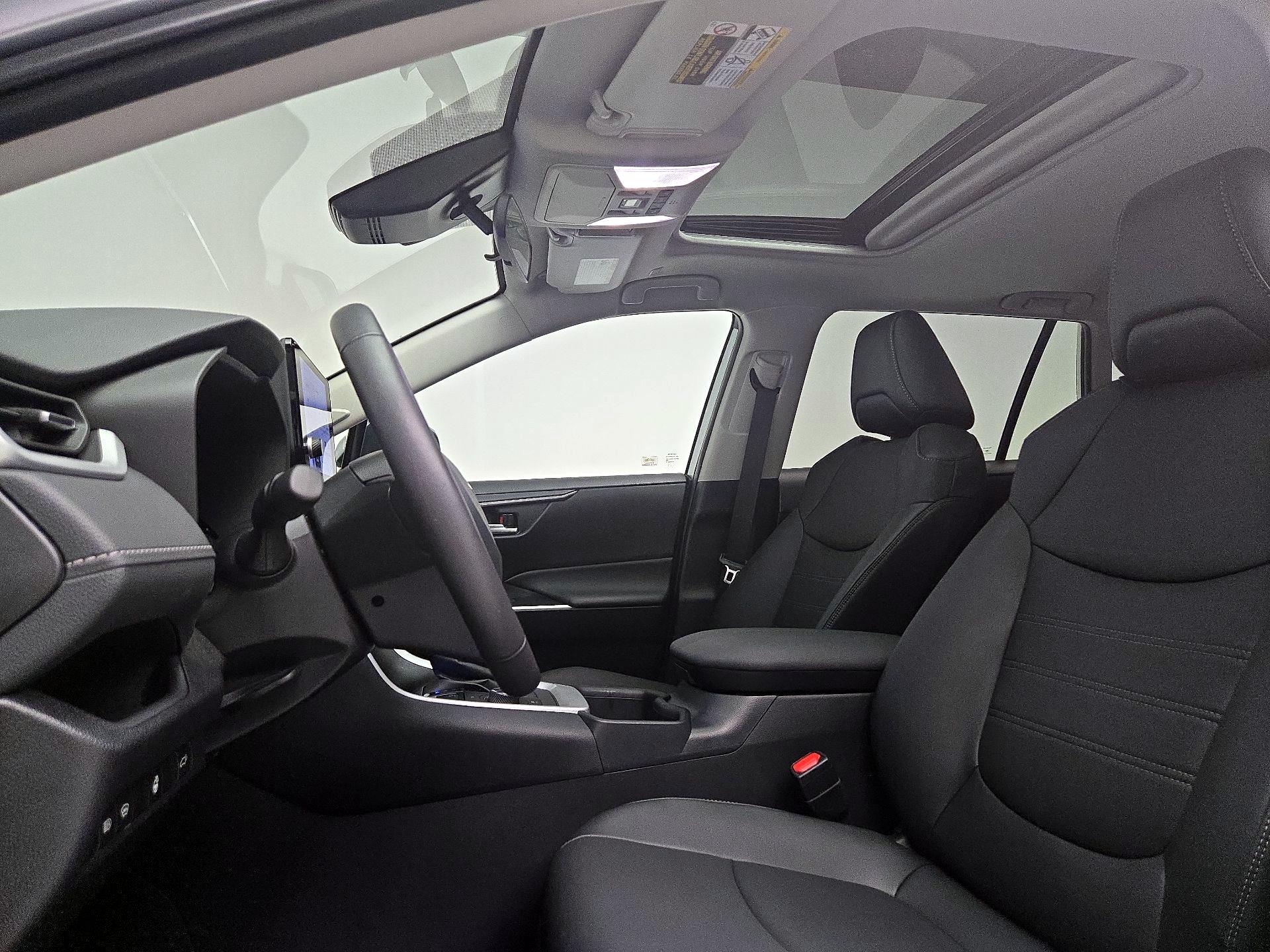 Thumbnail: 2025 Toyota RAV4 - 19