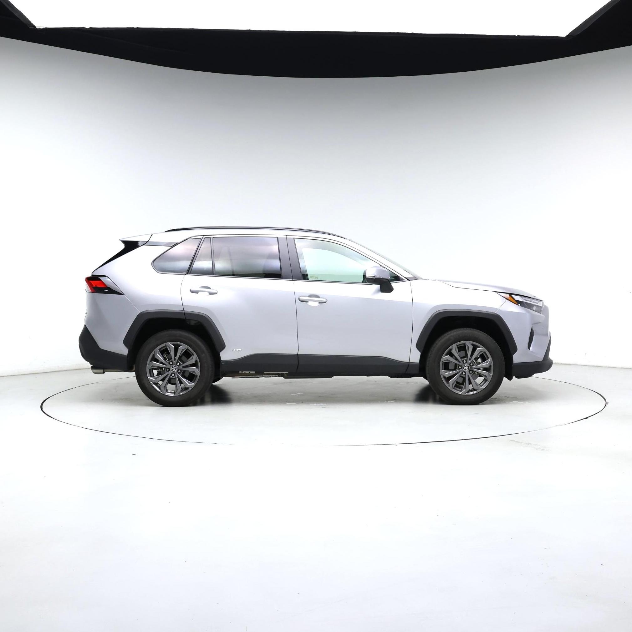 Thumbnail: 2025 Toyota RAV4 - 7