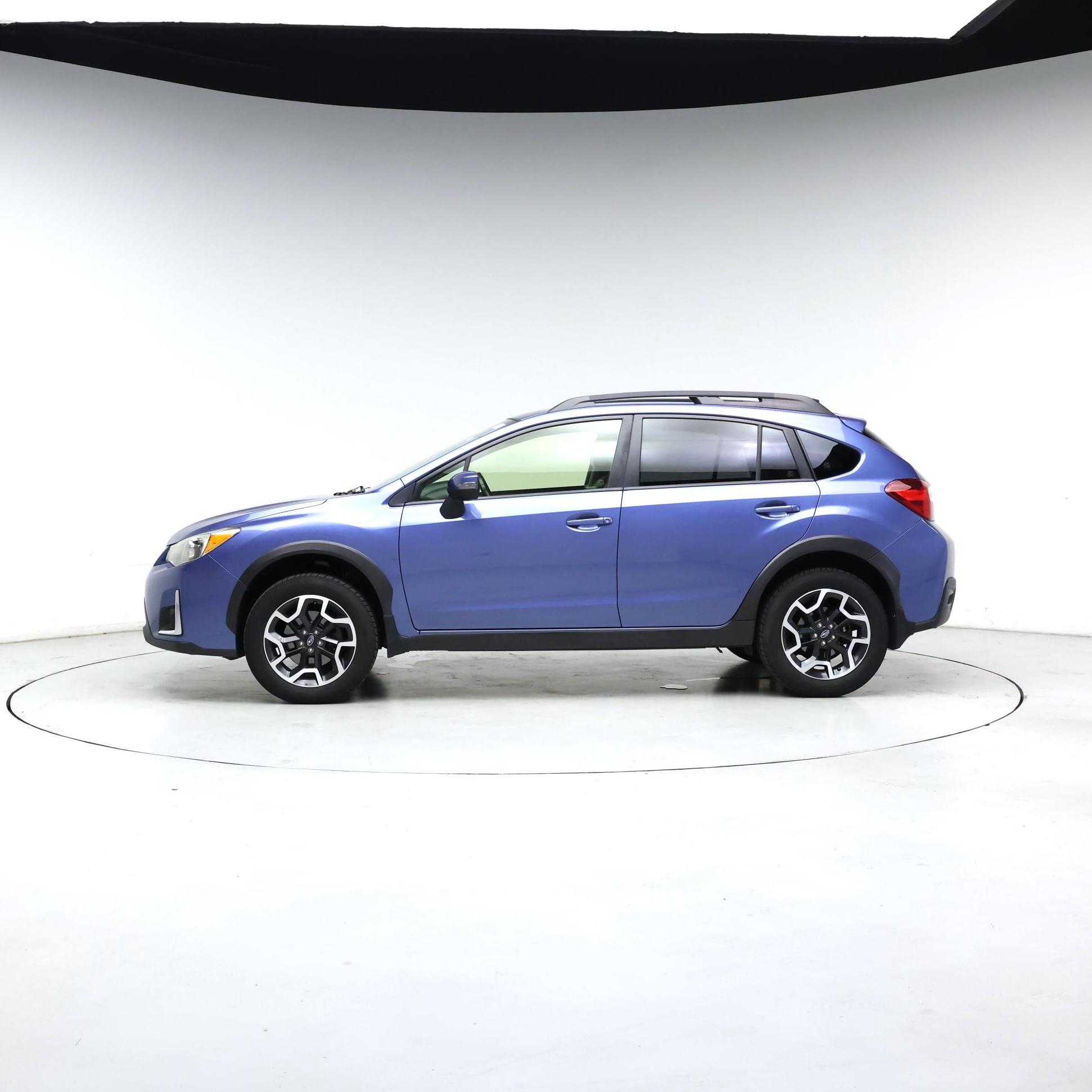Thumbnail: 2016 Subaru XV Crosstrek - 3