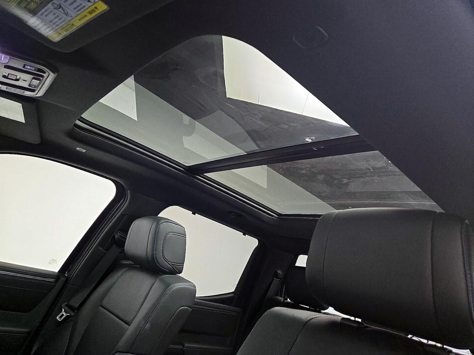 2025 Toyota Tundra Platinum - Photo 20