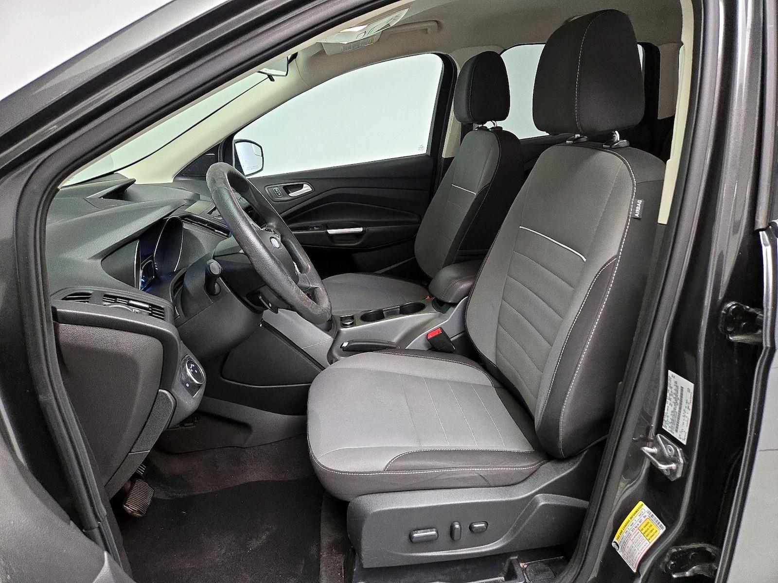 Power Seat(s) & Side Airbags
