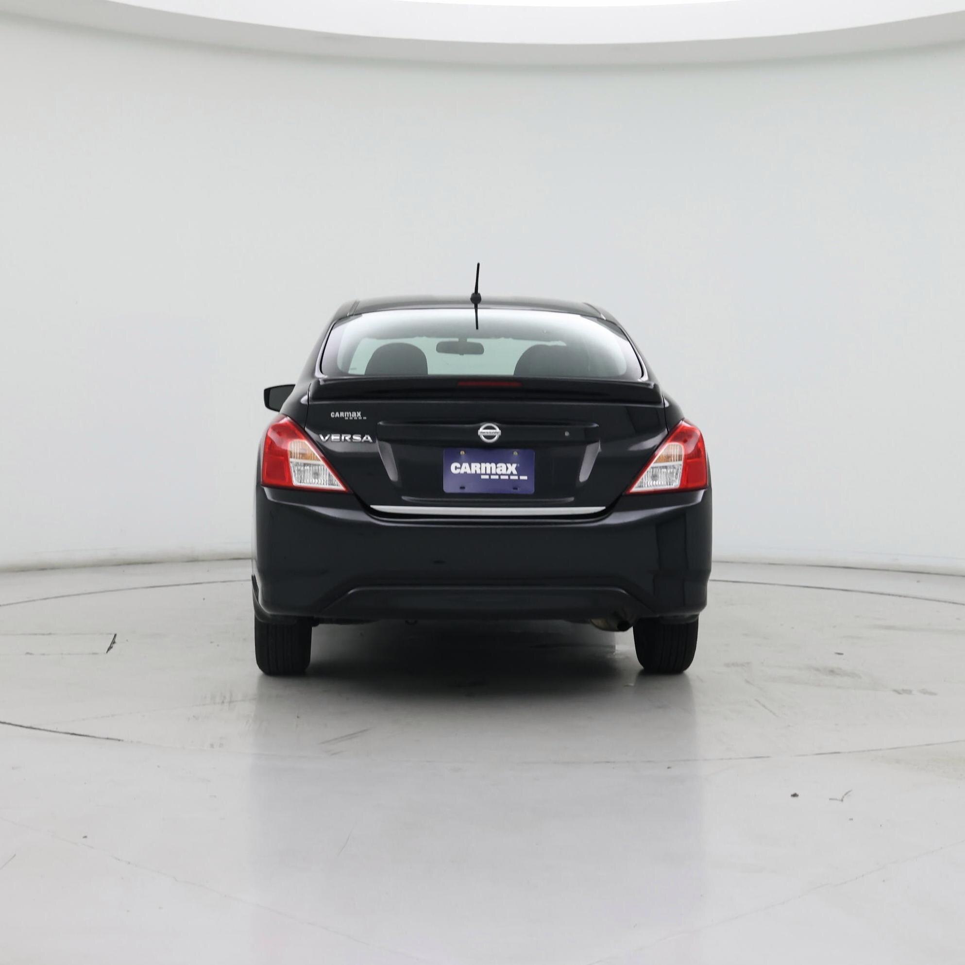 Thumbnail: 2017 Nissan Versa - 6