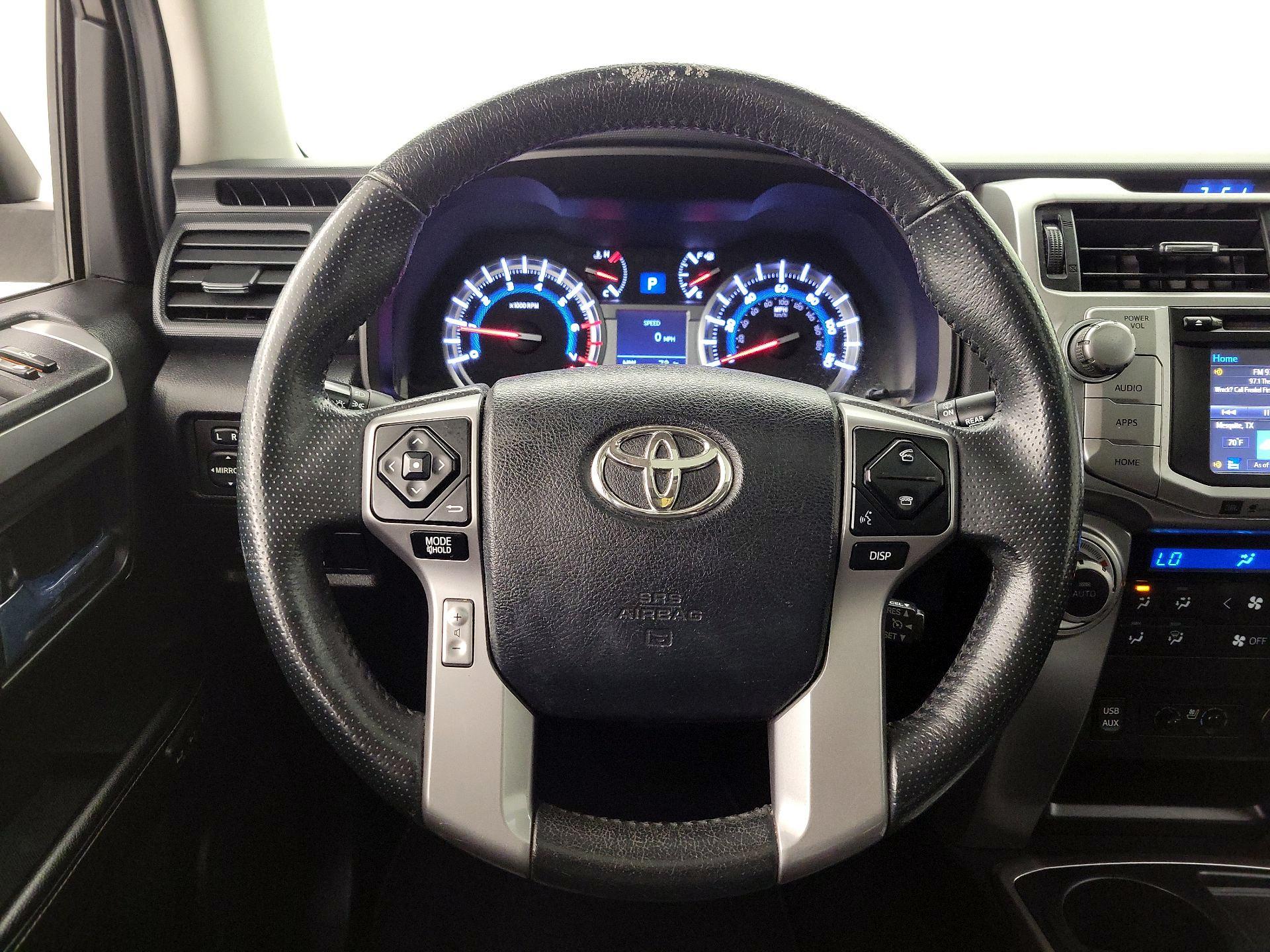 Thumbnail: 2017 Toyota 4Runner - 10
