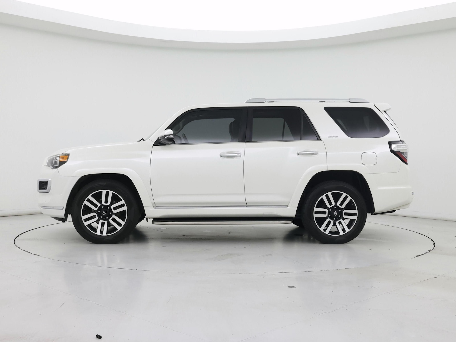 Image 4 of 2017 Toyota 4Runner Limited
