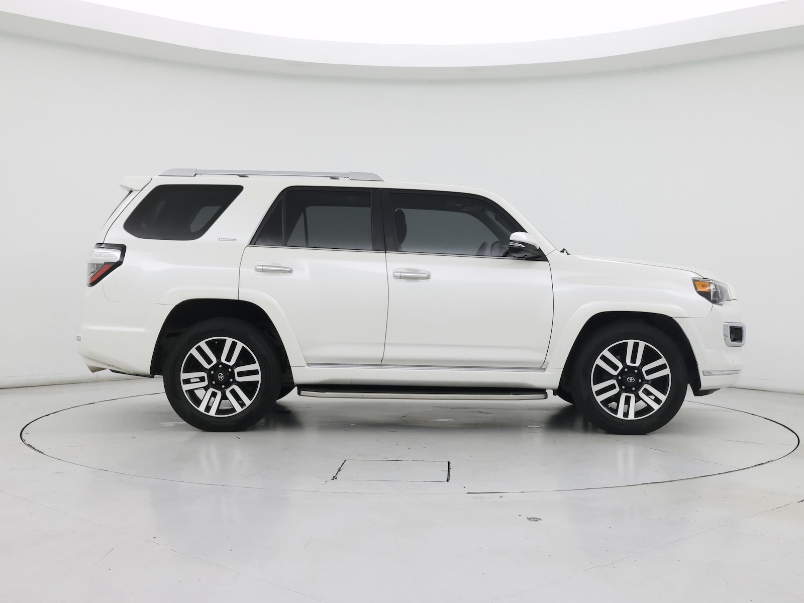 Image 8 of 2017 Toyota 4Runner Limited