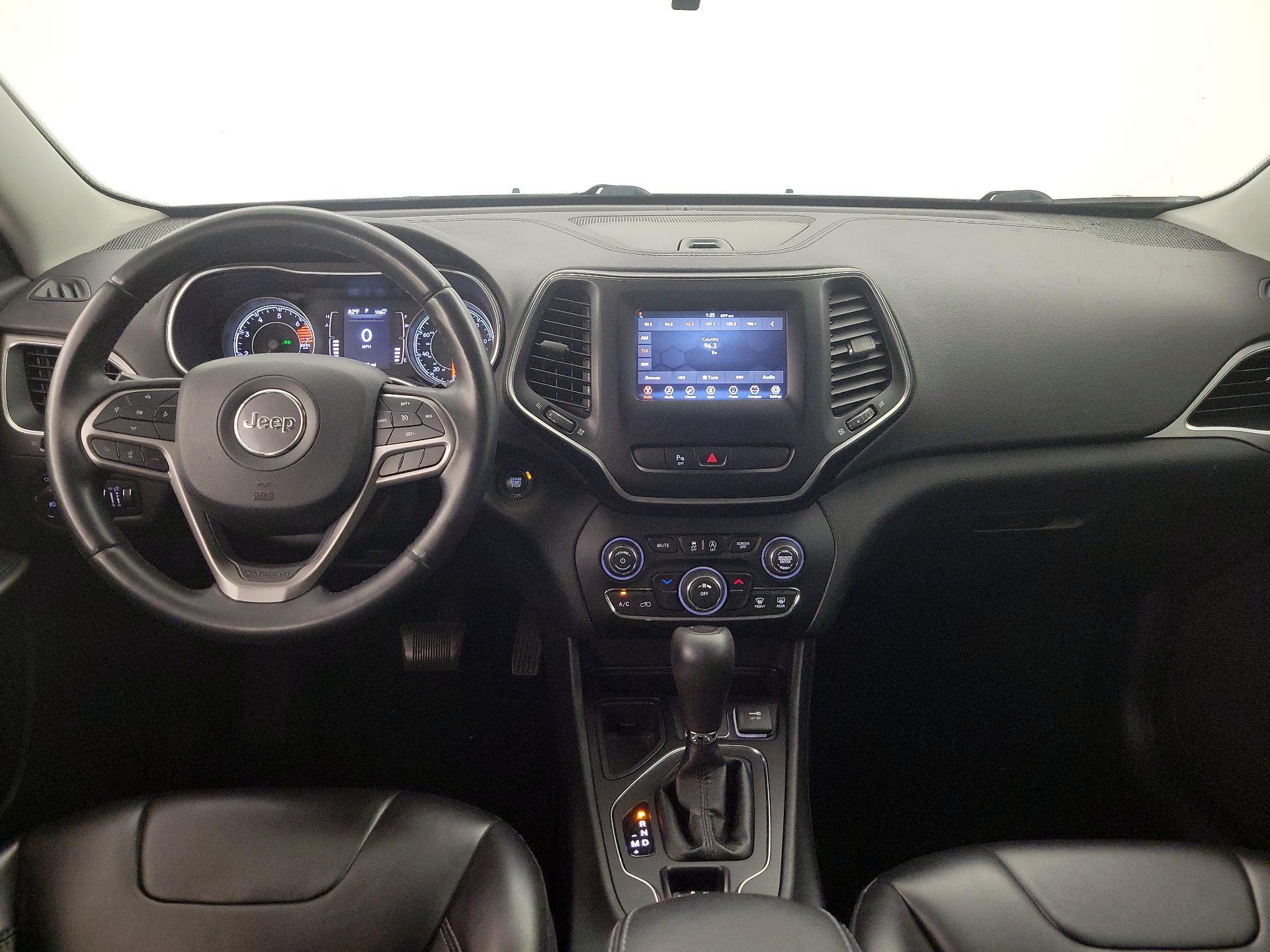 Thumbnail: 2019 Jeep Cherokee - 9