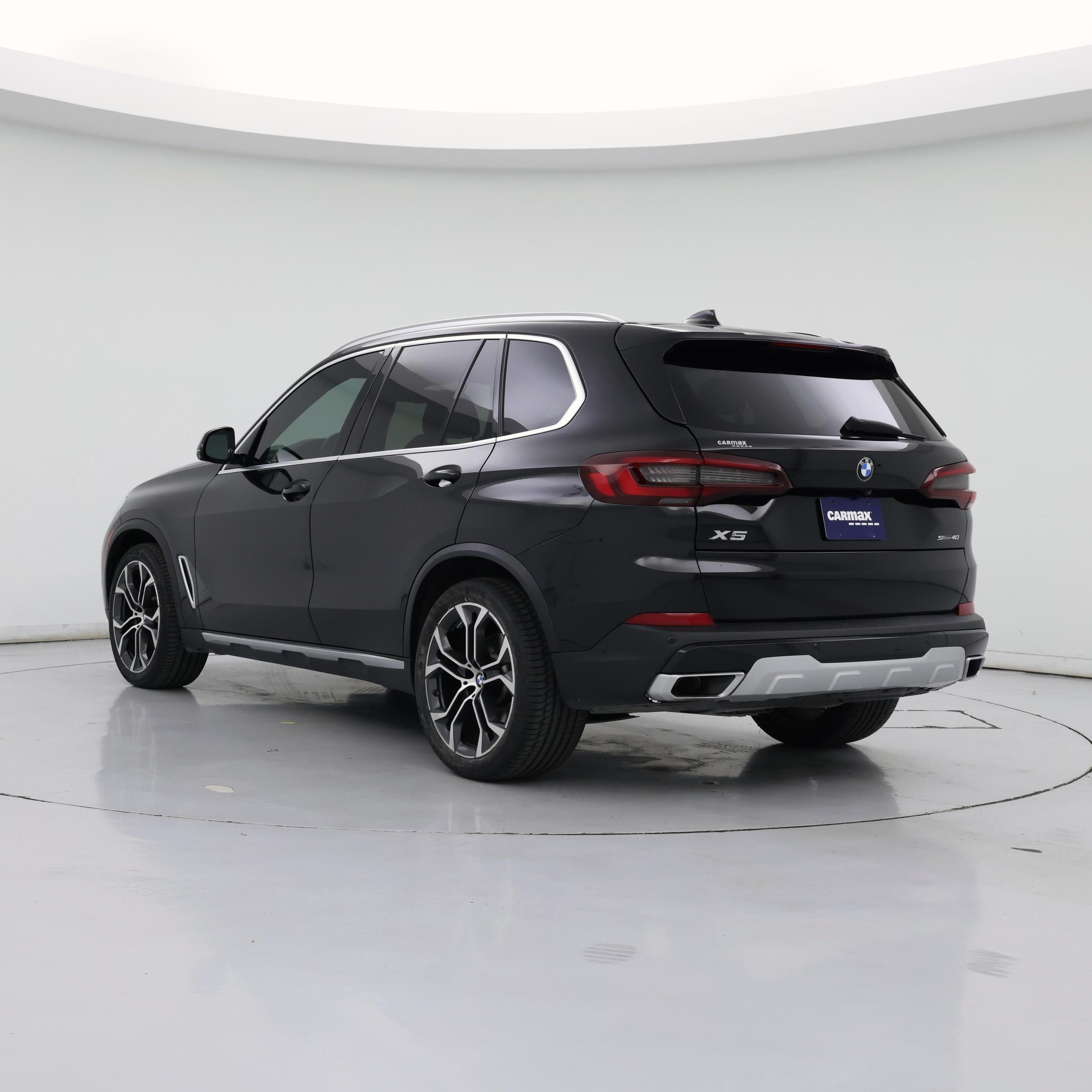 Thumbnail: 2021 BMW X5 - 2