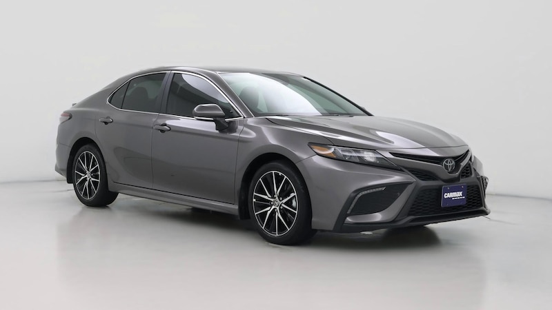 2024 Toyota Camry SE Hero Image