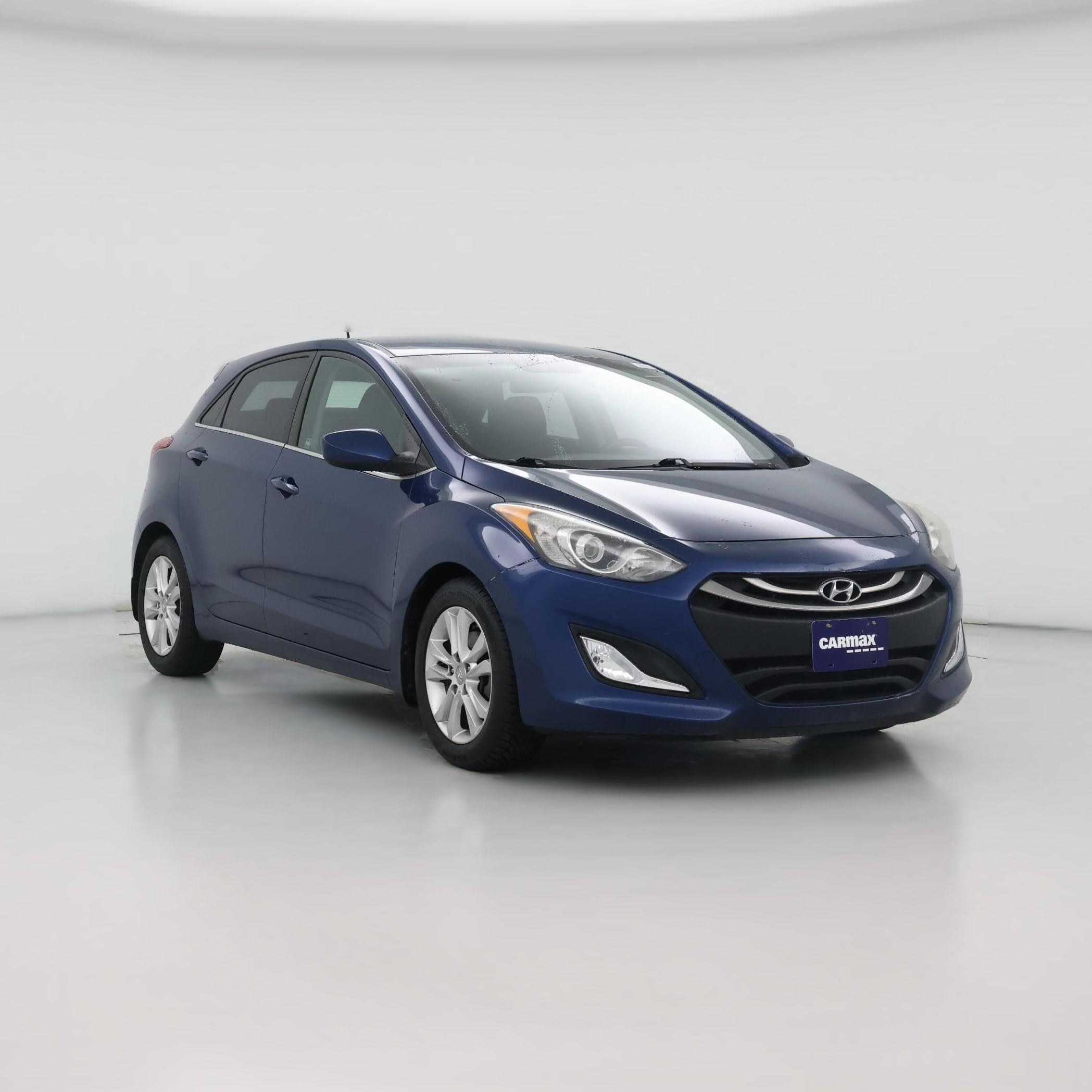 Thumbnail: 2015 Hyundai Elantra - 1