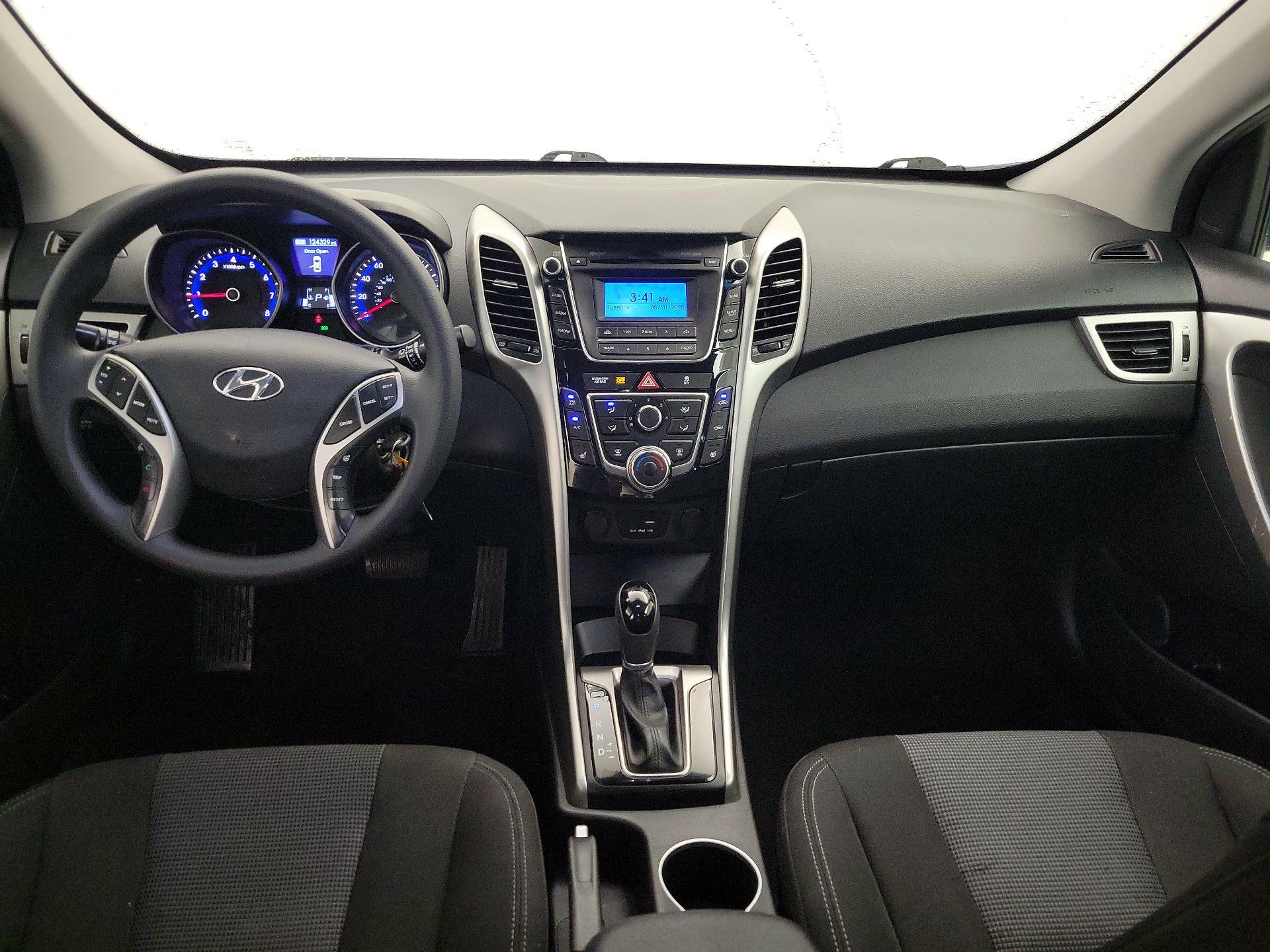 Thumbnail: 2015 Hyundai Elantra - 9
