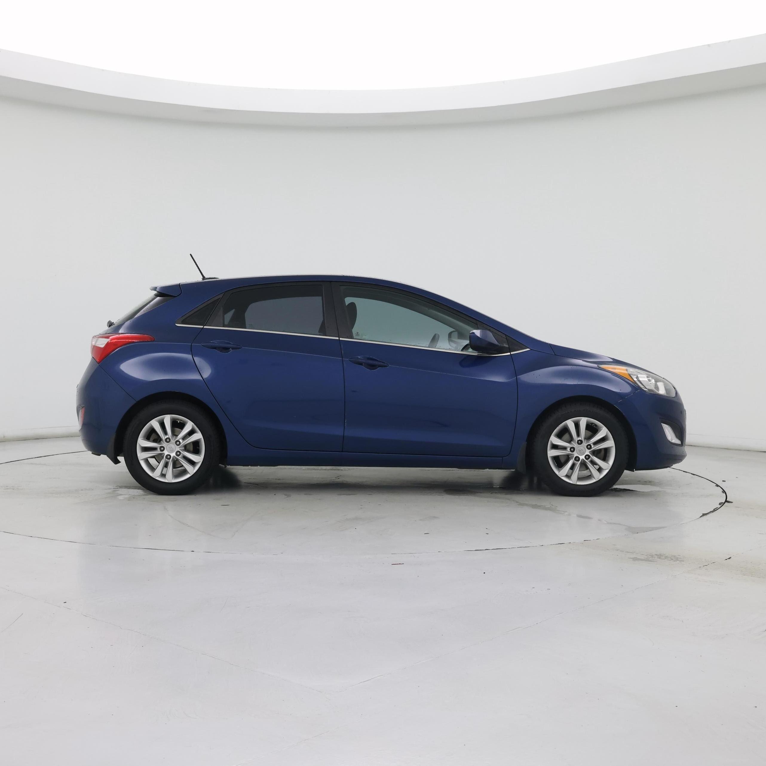 Thumbnail: 2015 Hyundai Elantra - 7