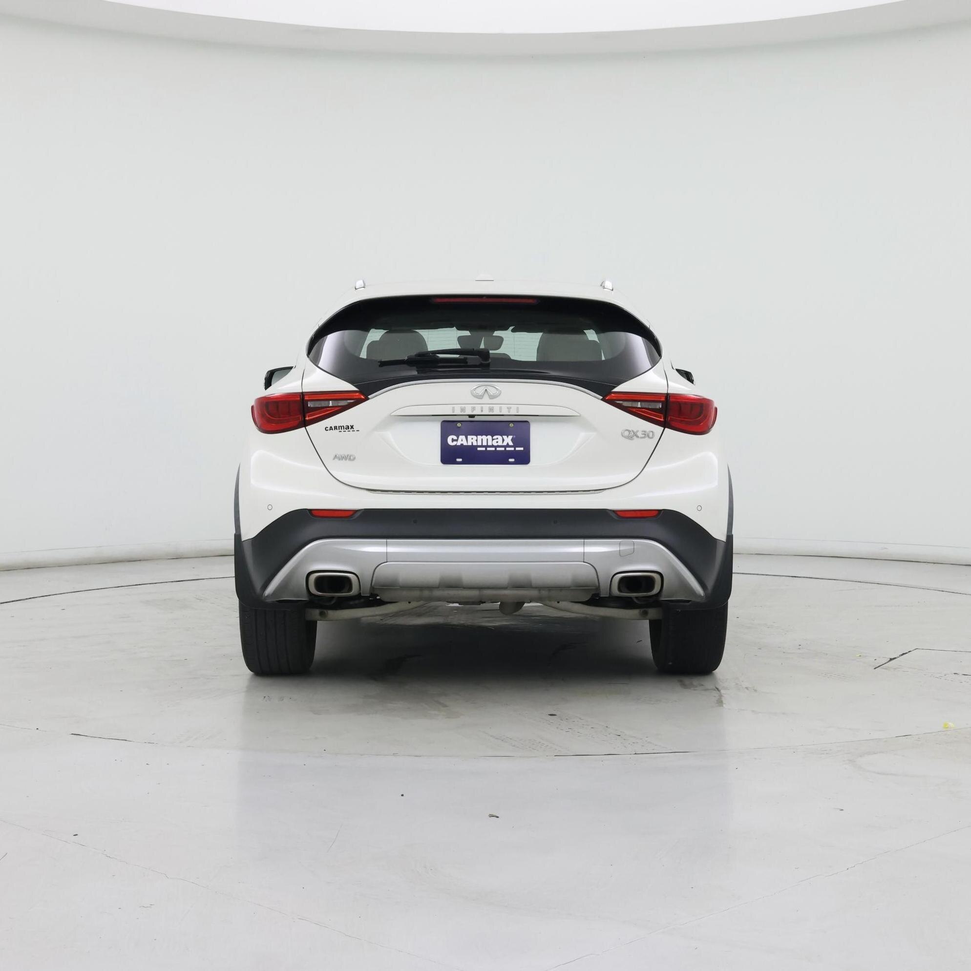 Thumbnail: 2018 INFINITI QX30 - 6