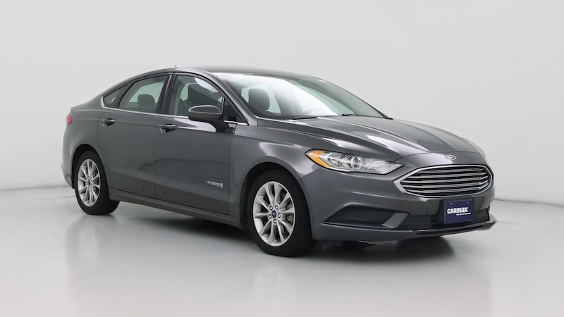 2017 Ford Fusion SE Hero Image