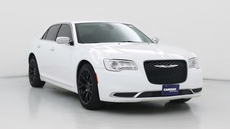 2018 Chrysler 300 Touring Hero Image