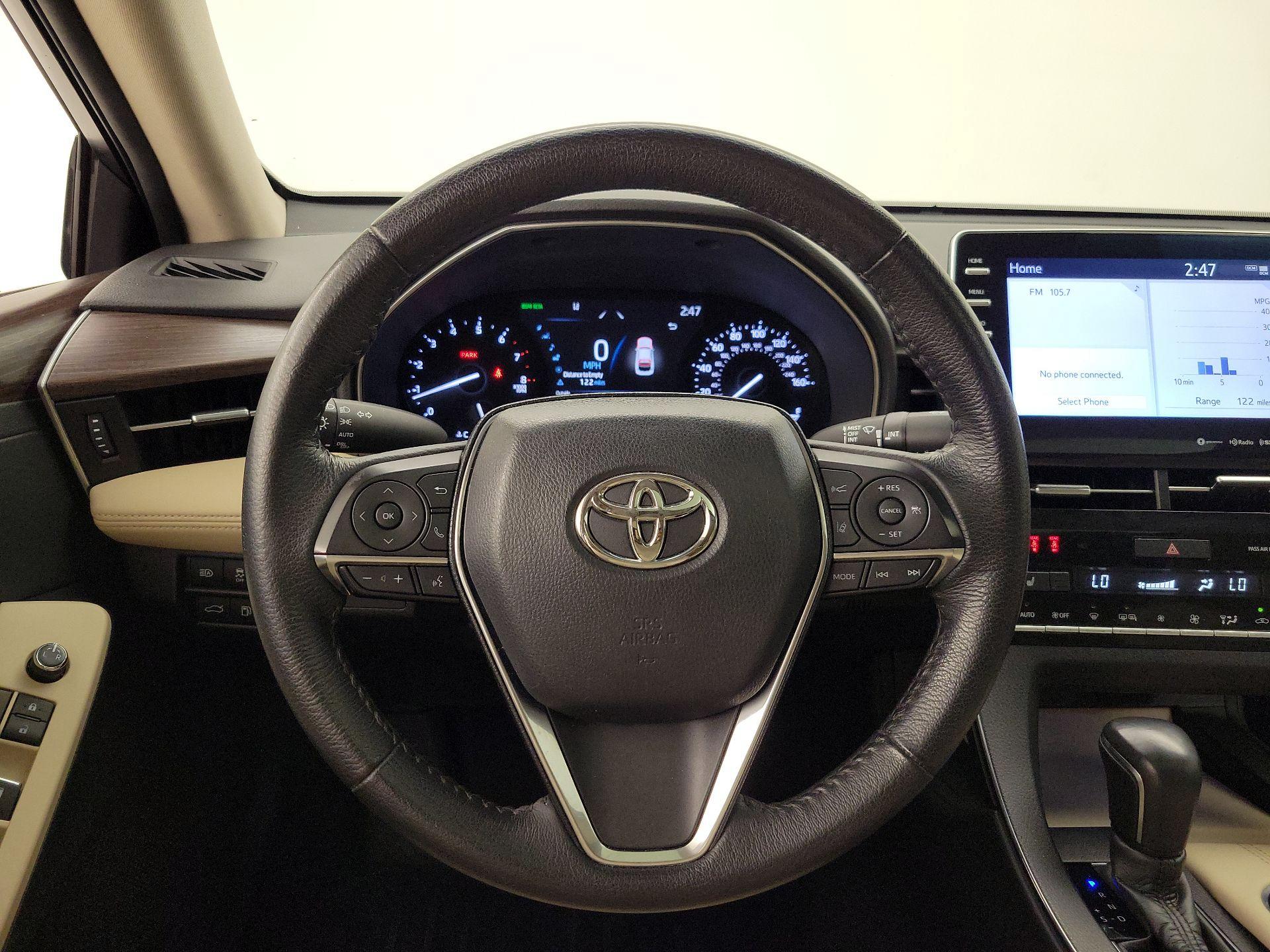 Thumbnail: 2021 Toyota Avalon - 10