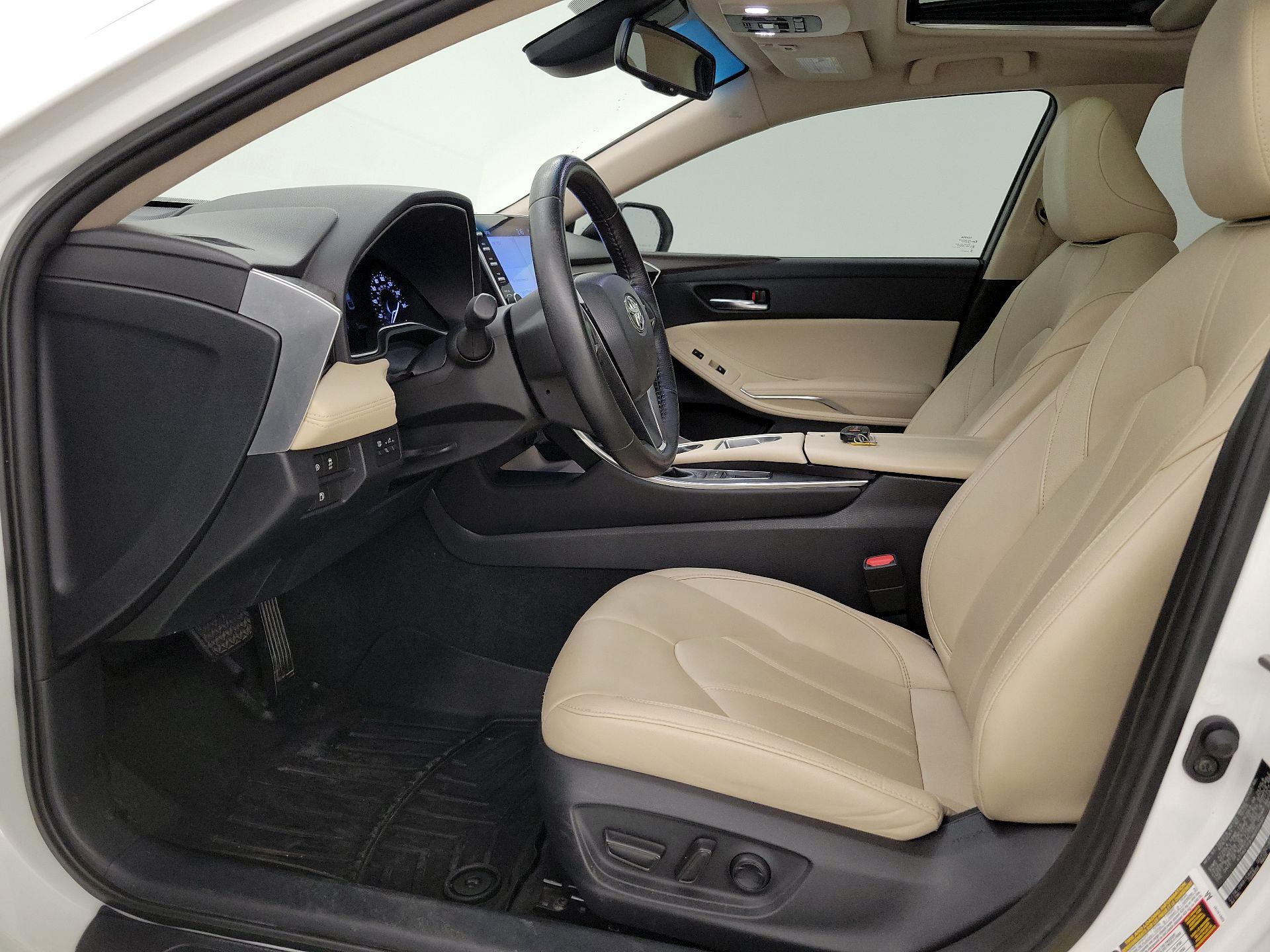 Thumbnail: 2021 Toyota Avalon - 11
