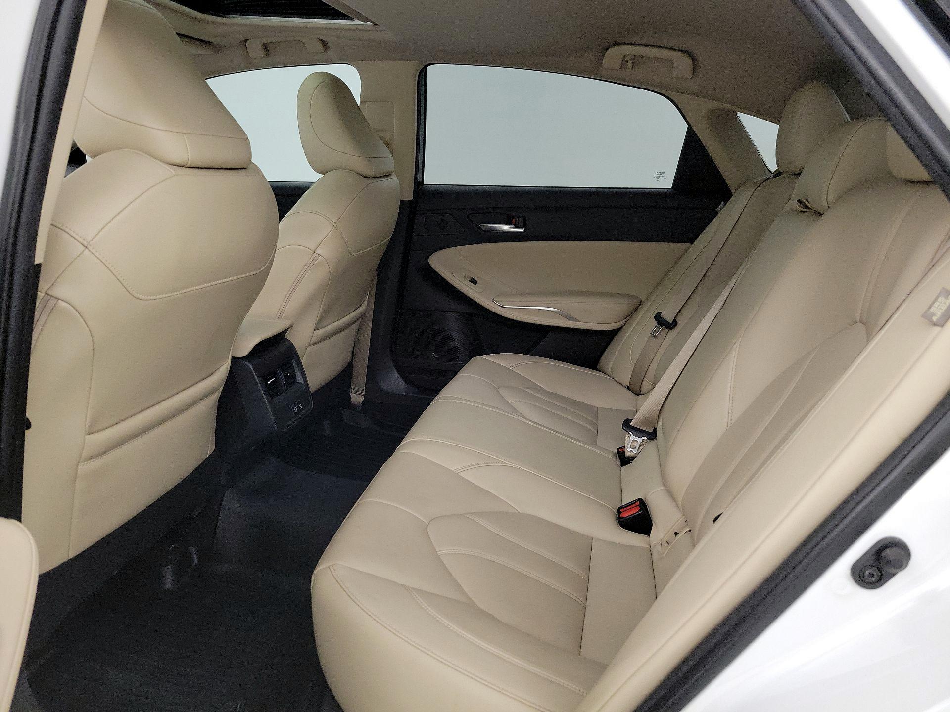 Thumbnail: 2021 Toyota Avalon - 19