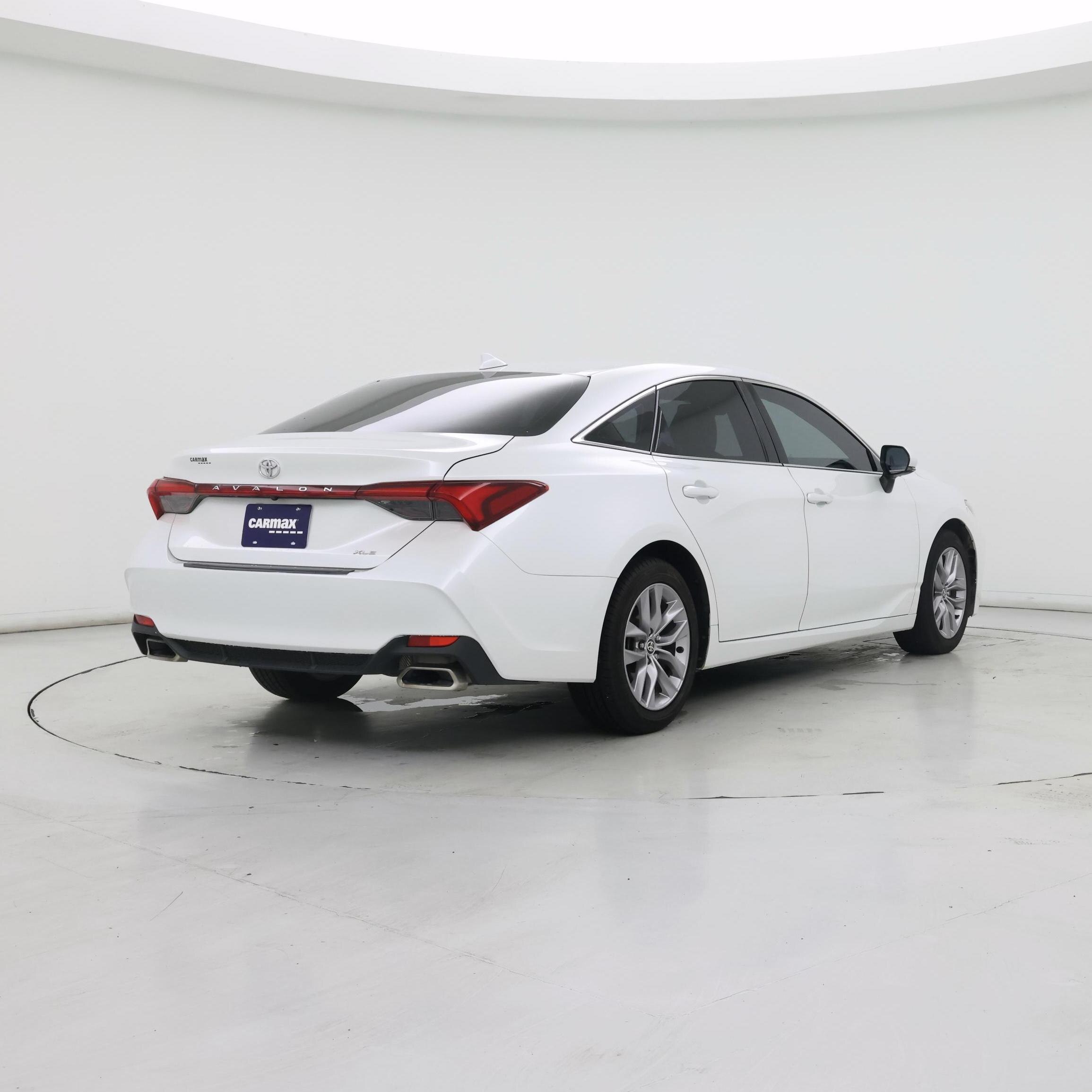Thumbnail: 2021 Toyota Avalon - 8