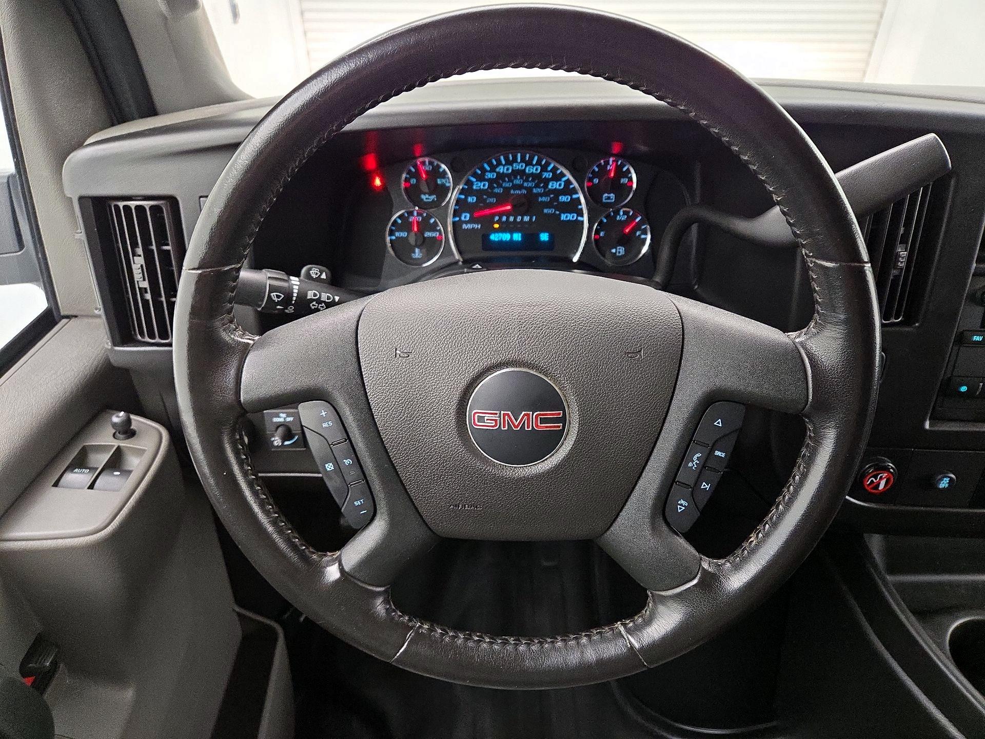 Thumbnail: 2023 GMC Savana - 10