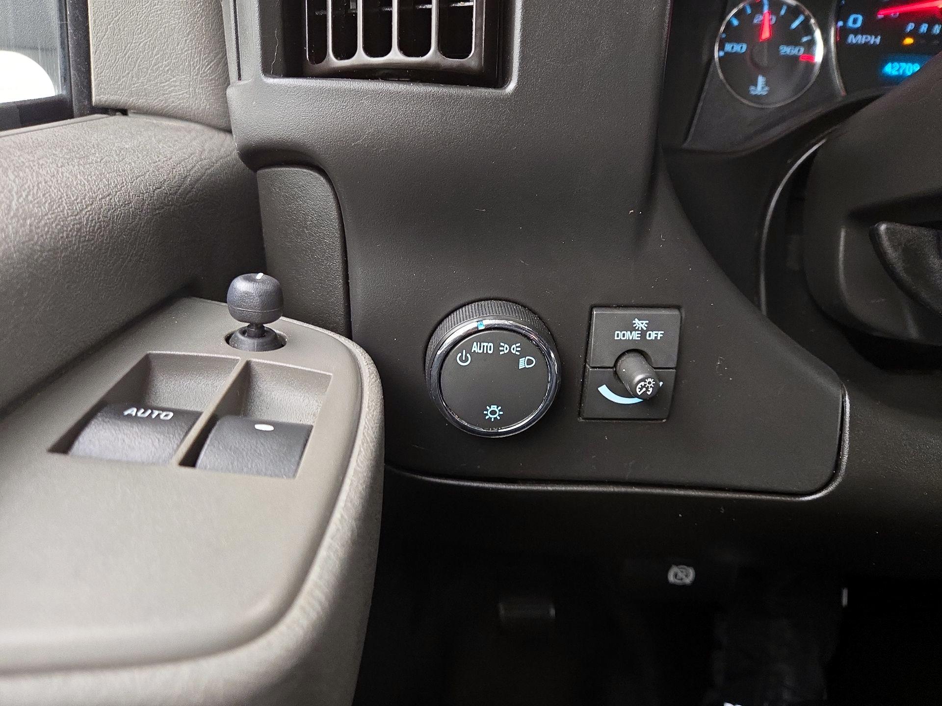 Thumbnail: 2023 GMC Savana - 13