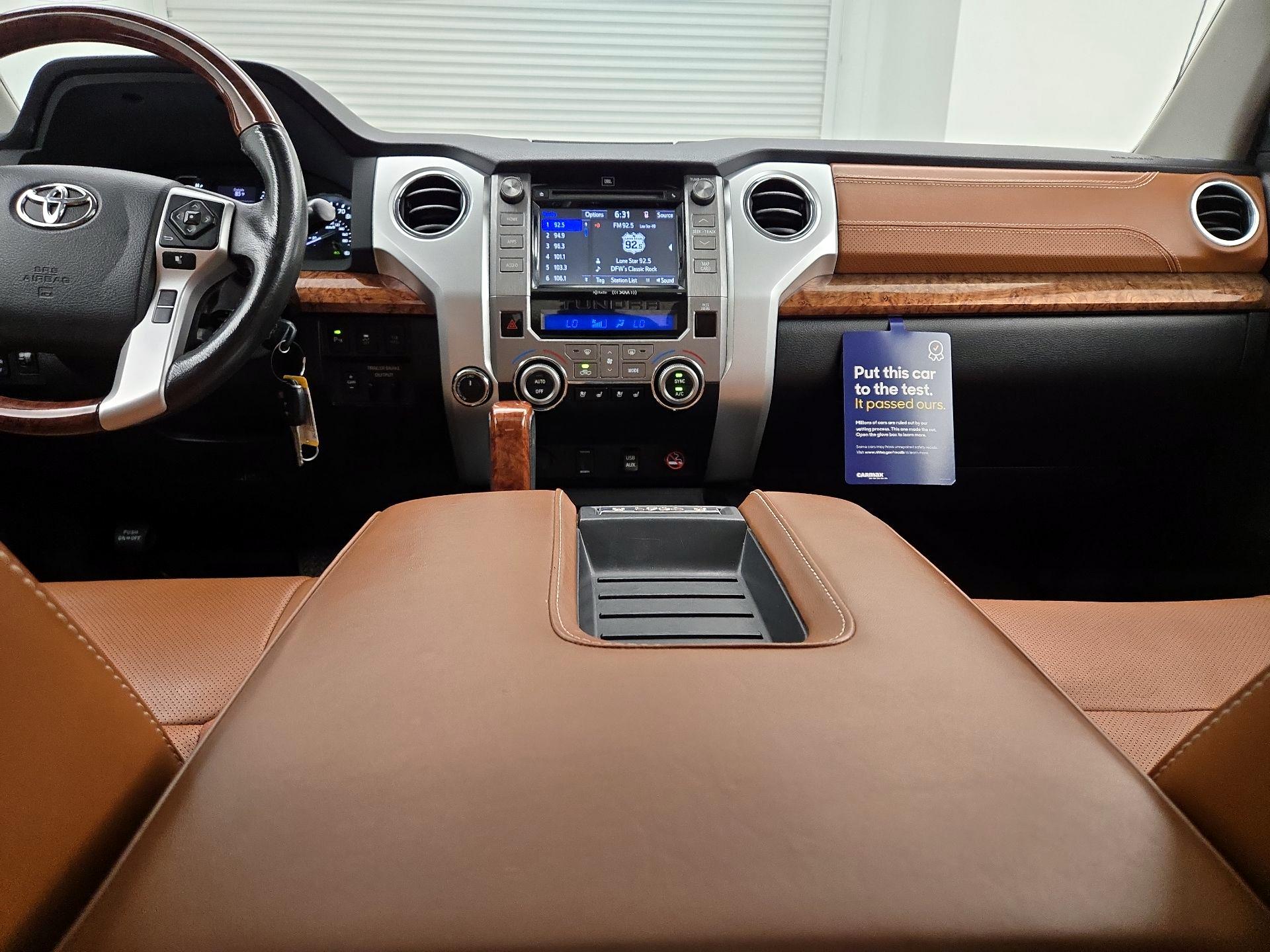 Thumbnail: 2019 Toyota Tundra - 9