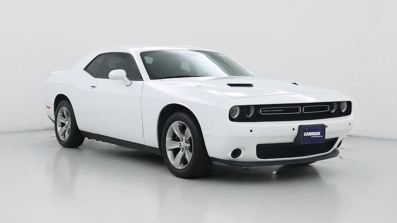 2019 Dodge Challenger SXT Hero Image