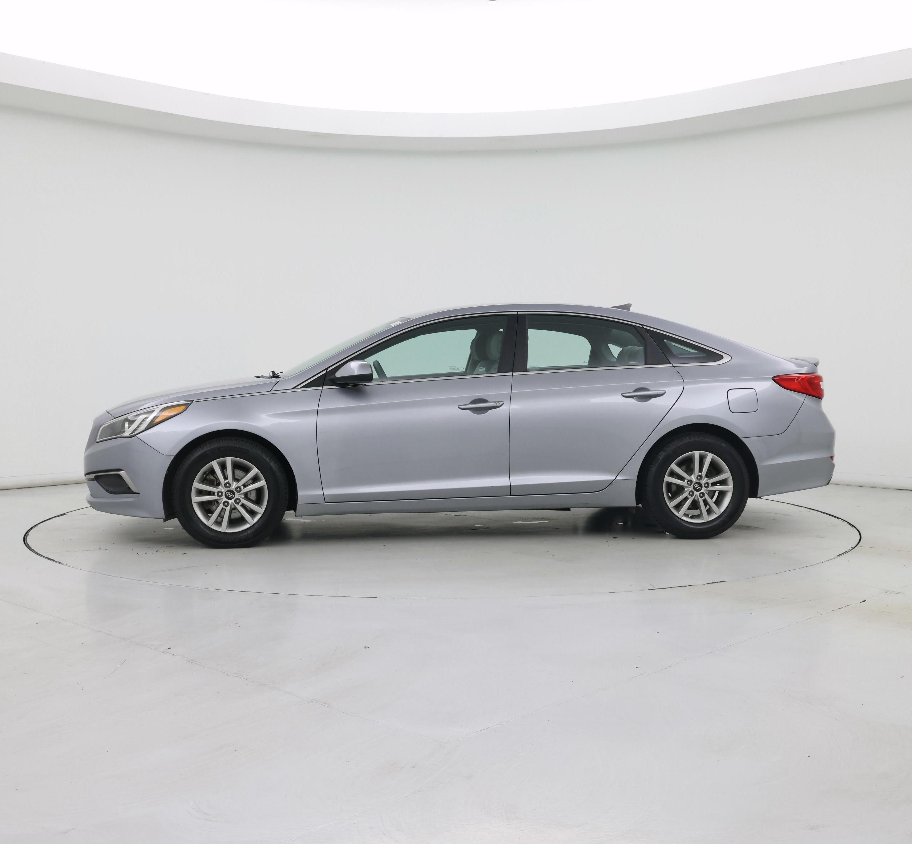 Thumbnail: 2017 Hyundai Sonata - 3