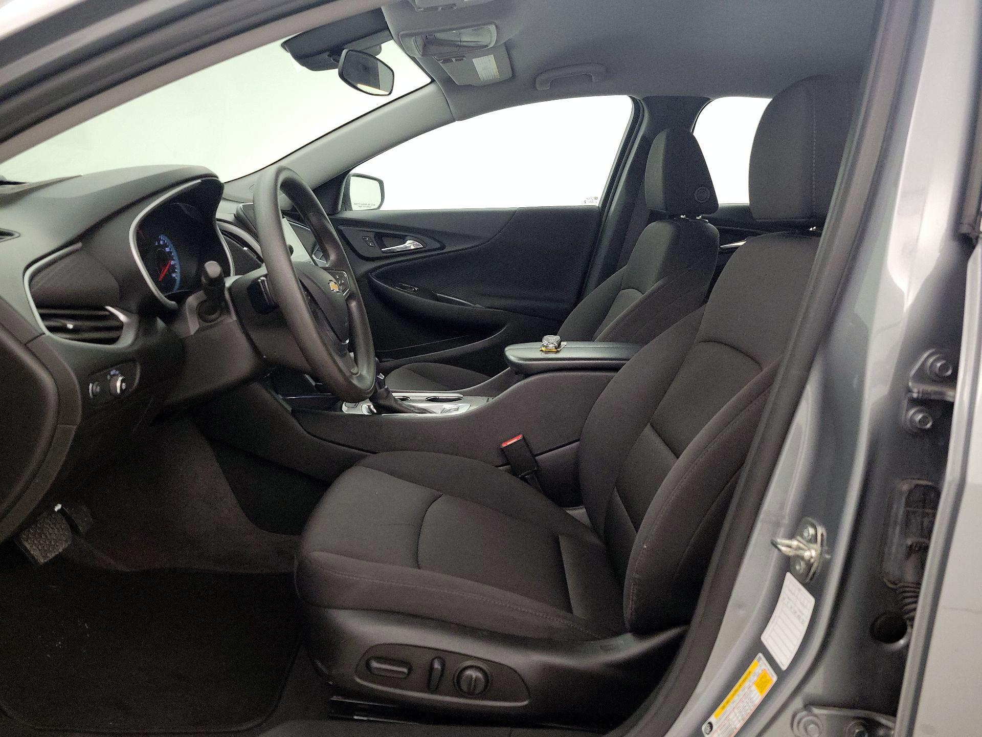Thumbnail: 2023 Chevrolet Malibu - 11