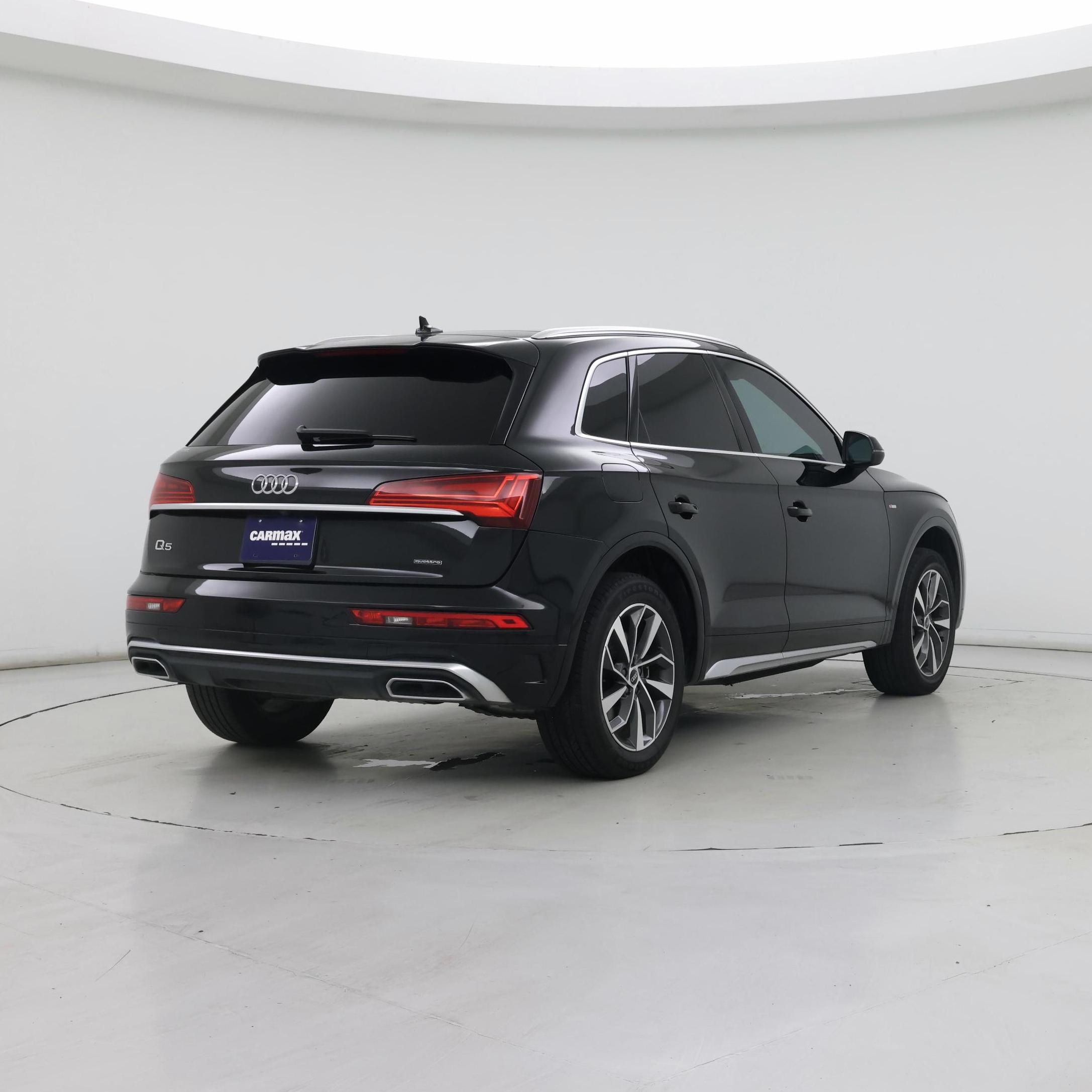 Thumbnail: 2022 Audi Q5 - 8