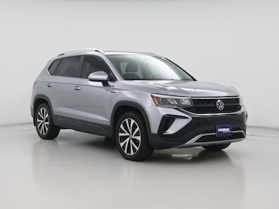 Silver 2023 Volkswagen Taos SE