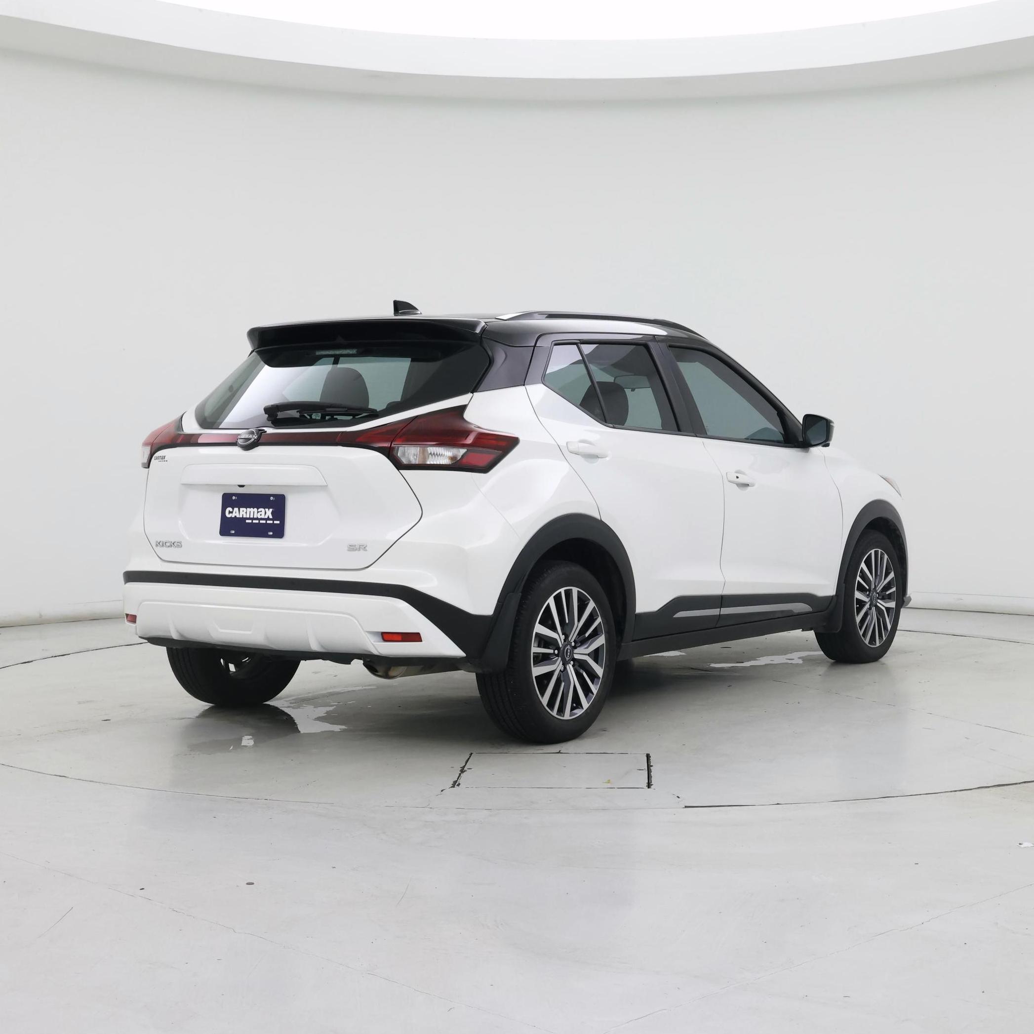 Thumbnail: 2024 Nissan Kicks - 8