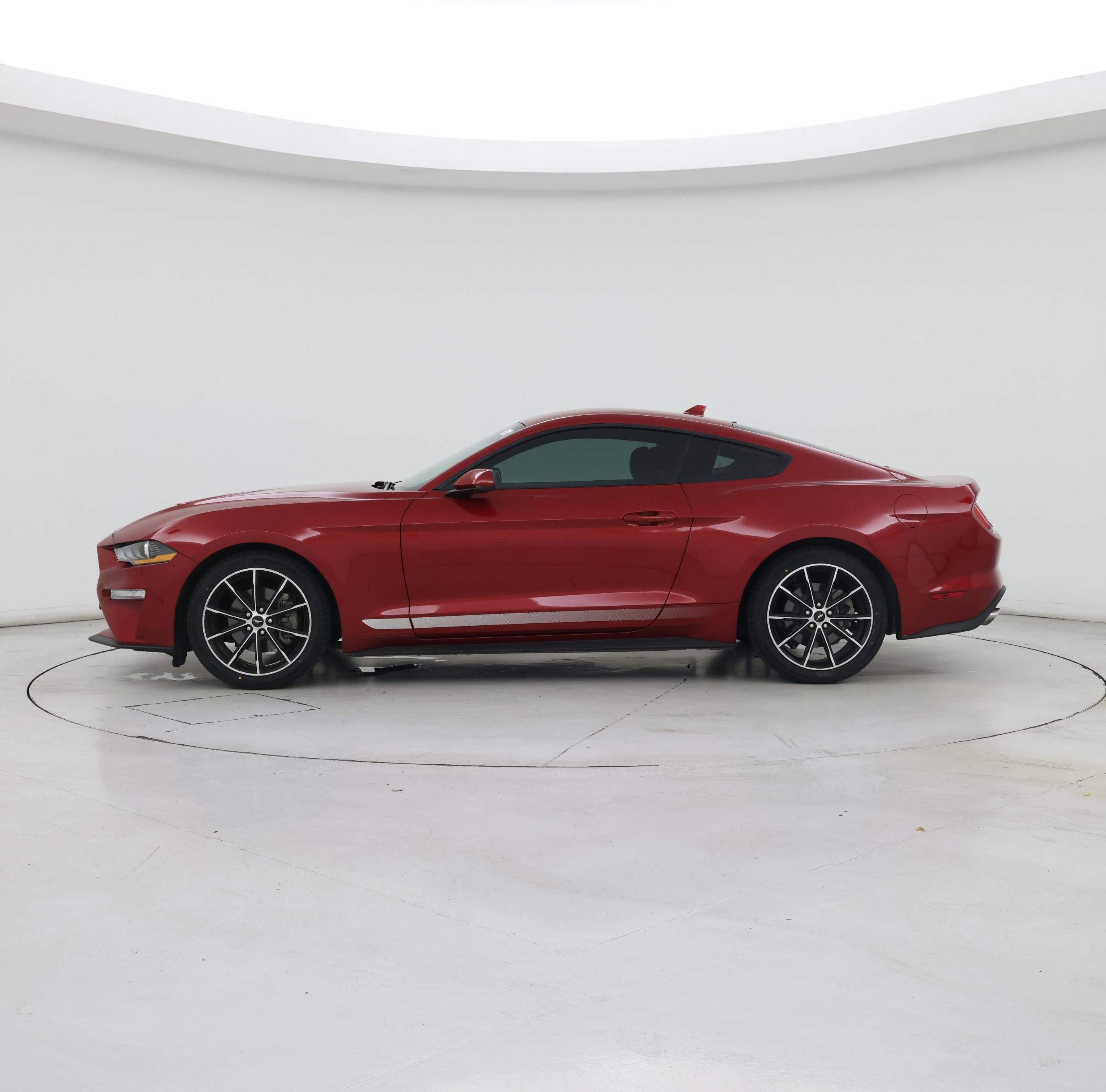 Thumbnail: 2022 Ford Mustang - 3