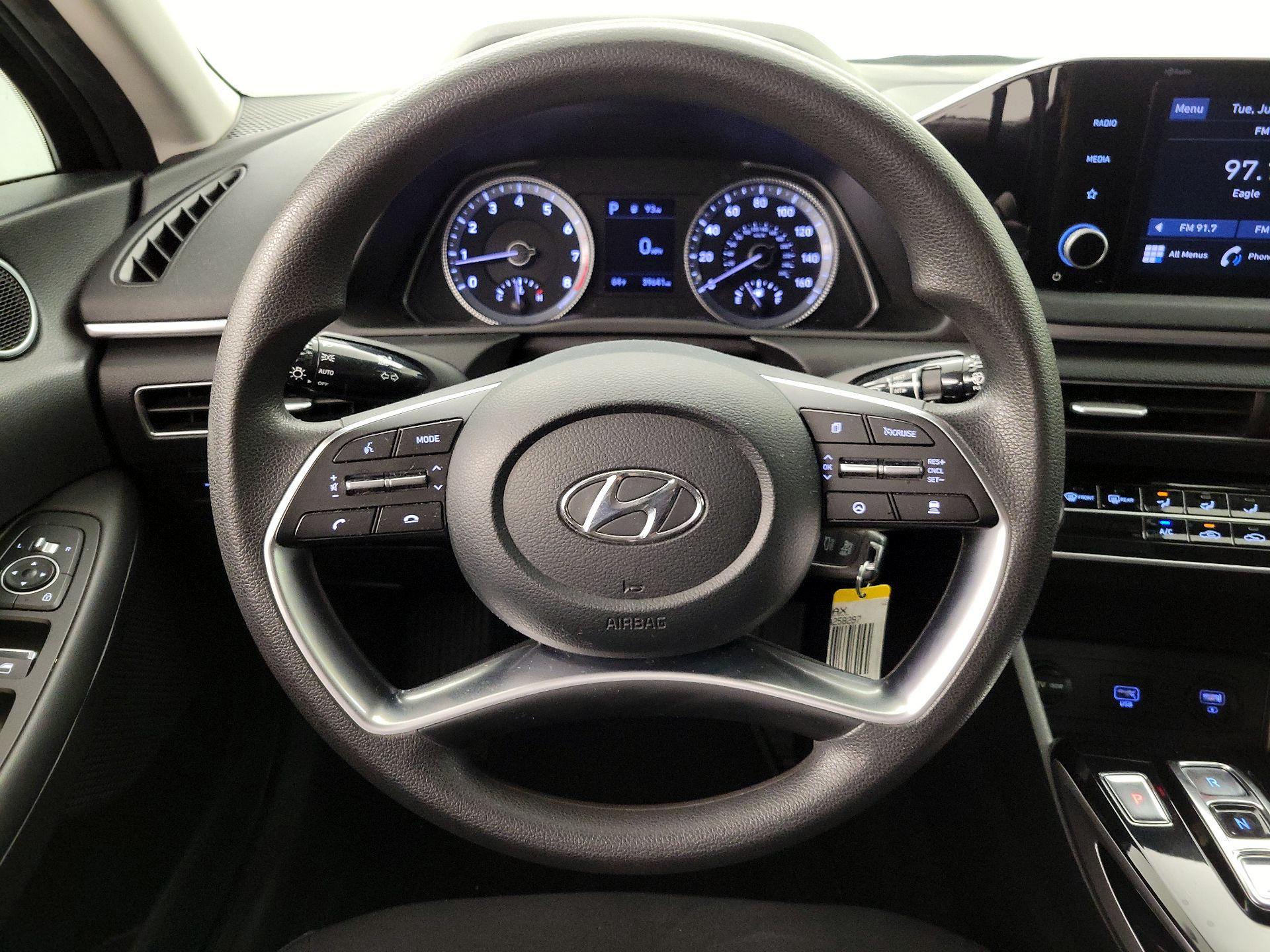 Thumbnail: 2023 Hyundai Sonata - 10
