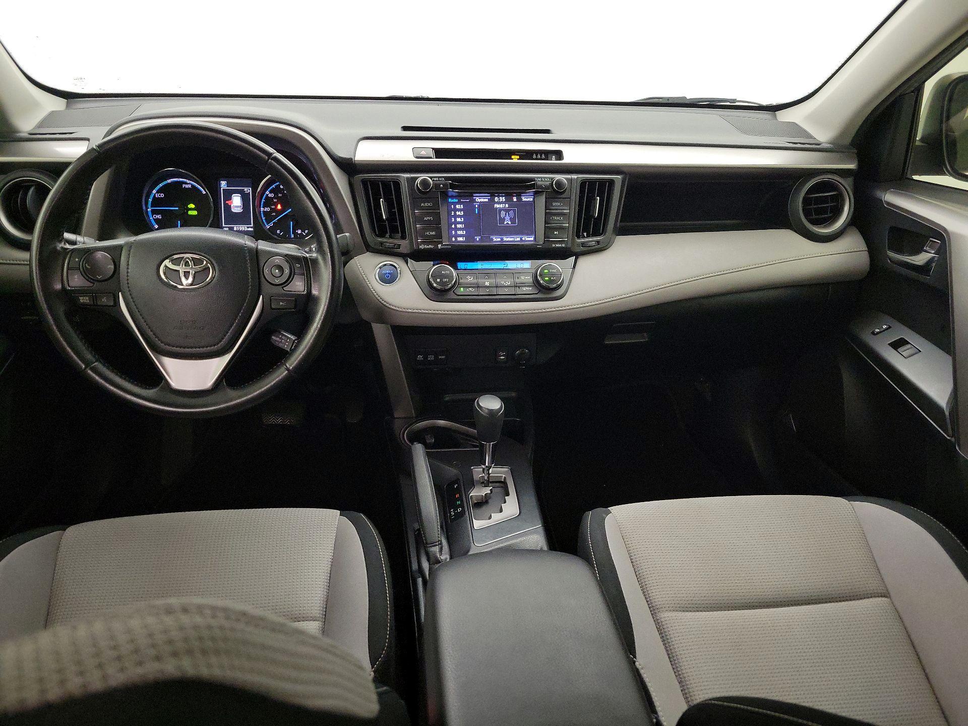 Thumbnail: 2017 Toyota RAV4 - 9