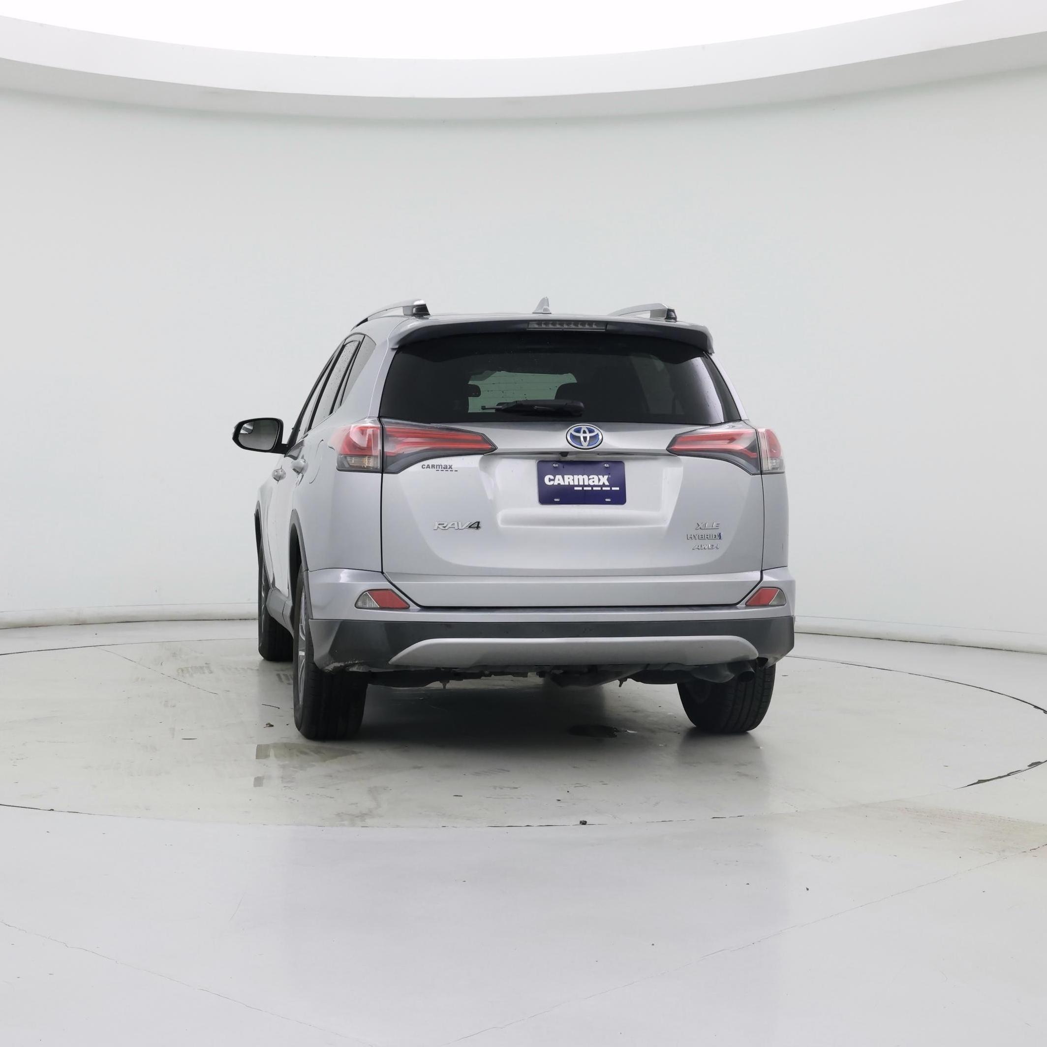 Thumbnail: 2017 Toyota RAV4 - 6