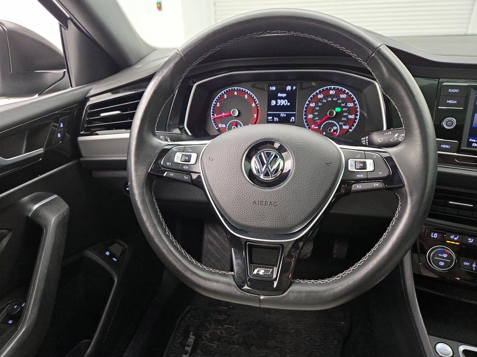 Thumbnail: 2020 Volkswagen Jetta - 10