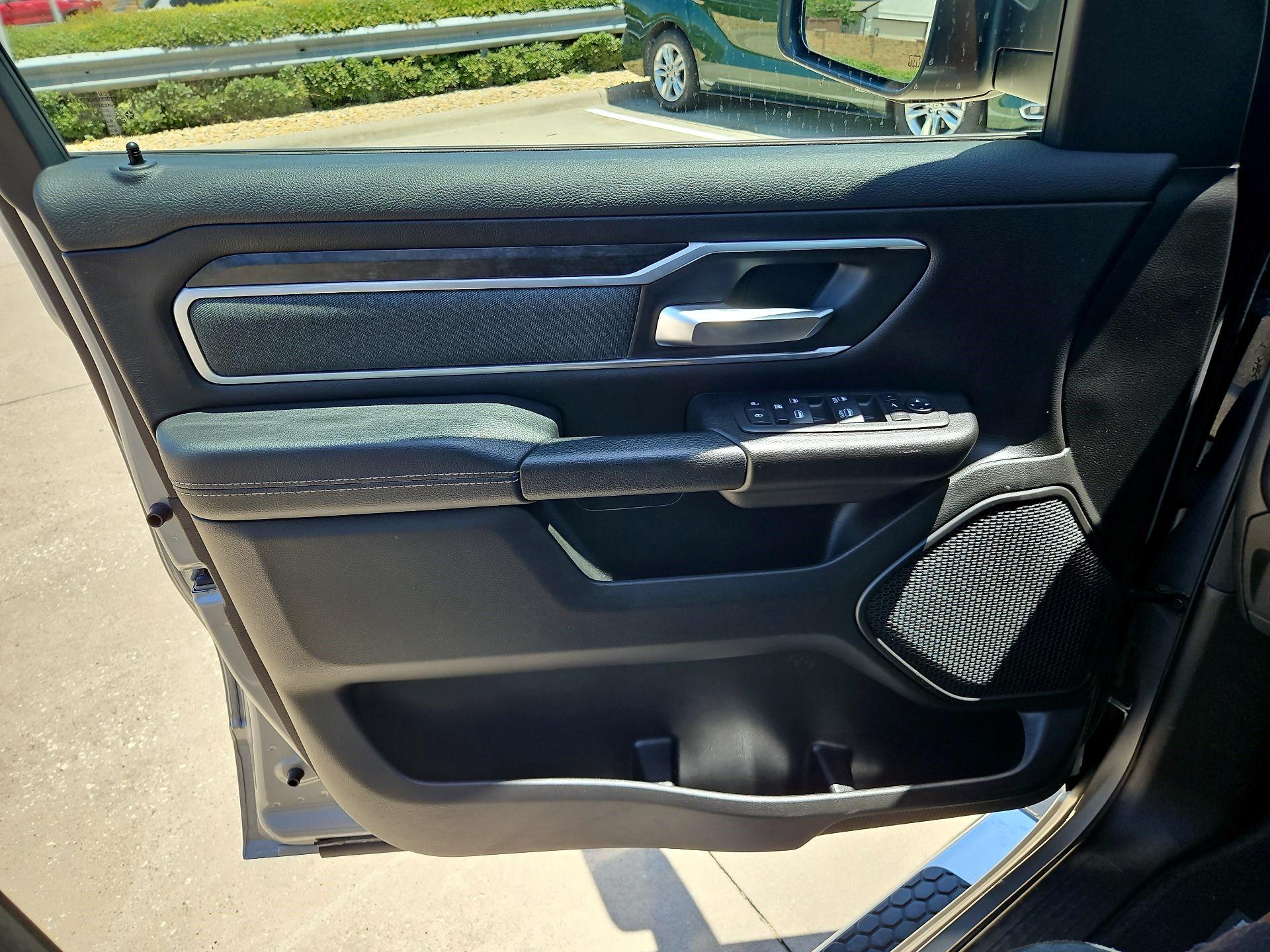 Thumbnail: 2022 RAM 1500 - 10