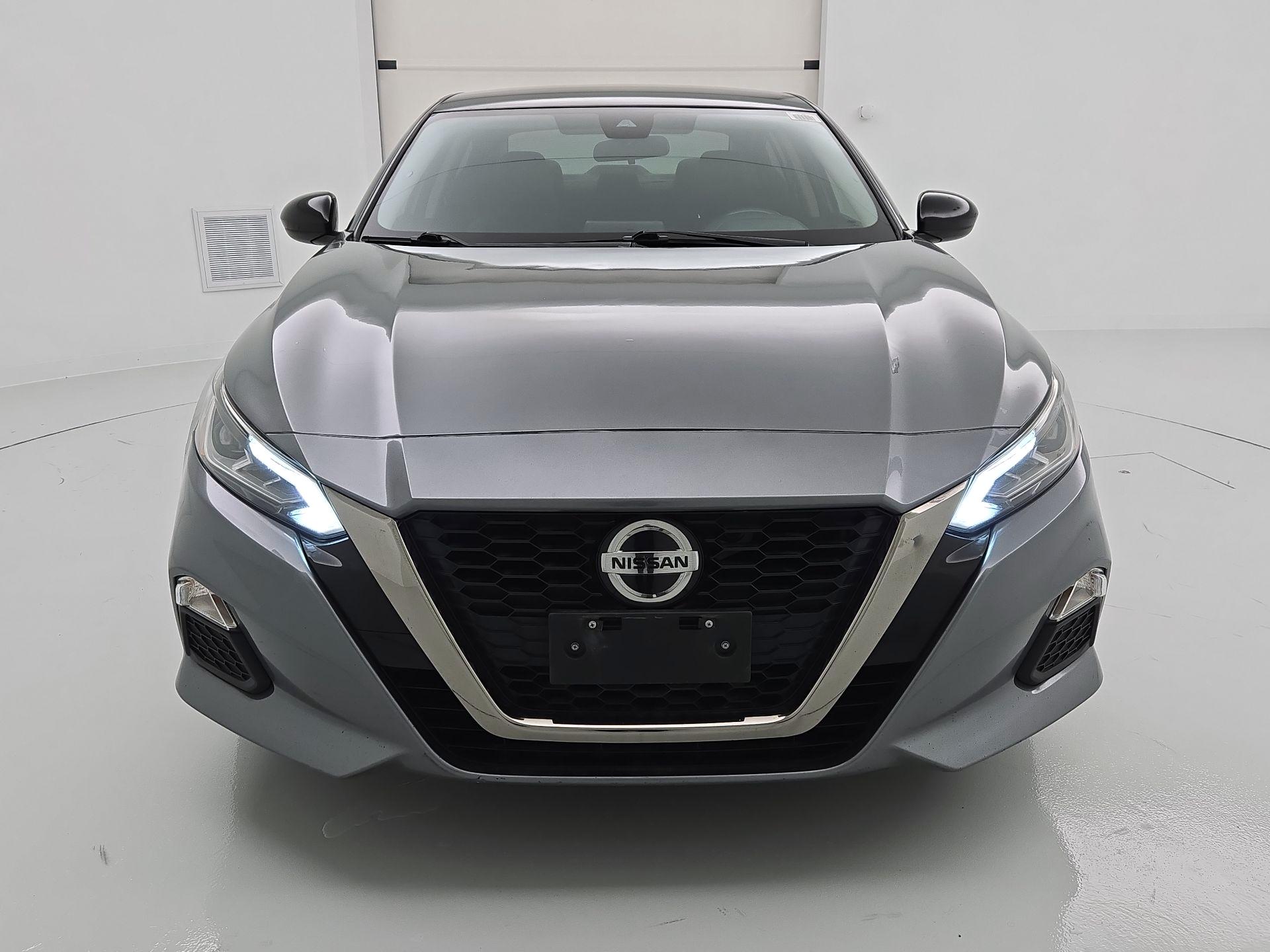 Thumbnail: 2022 Nissan Altima - 2