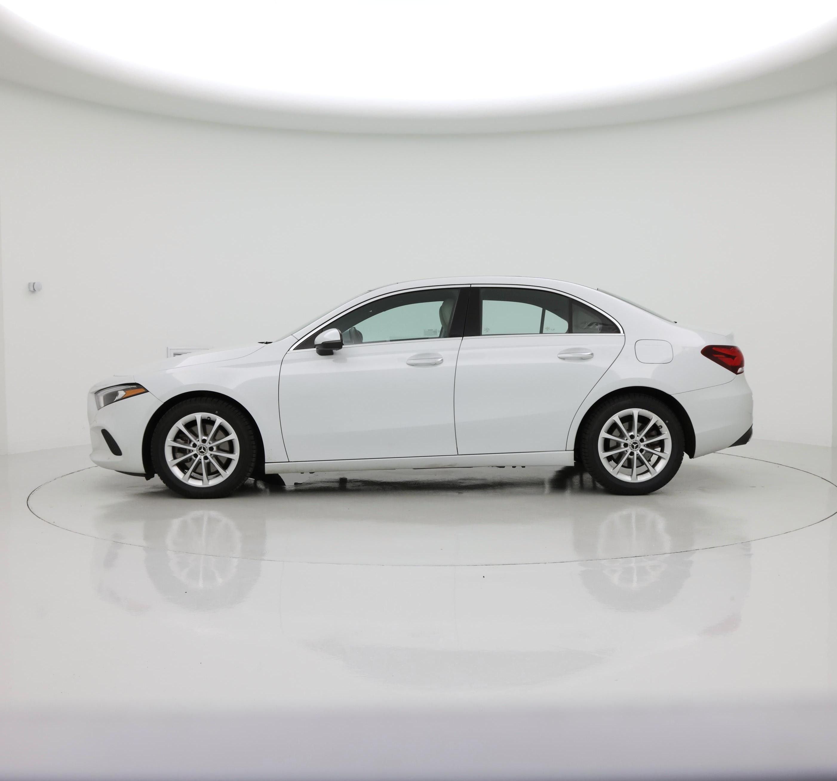 Thumbnail: 2020 Mercedes-Benz A-Class - 3